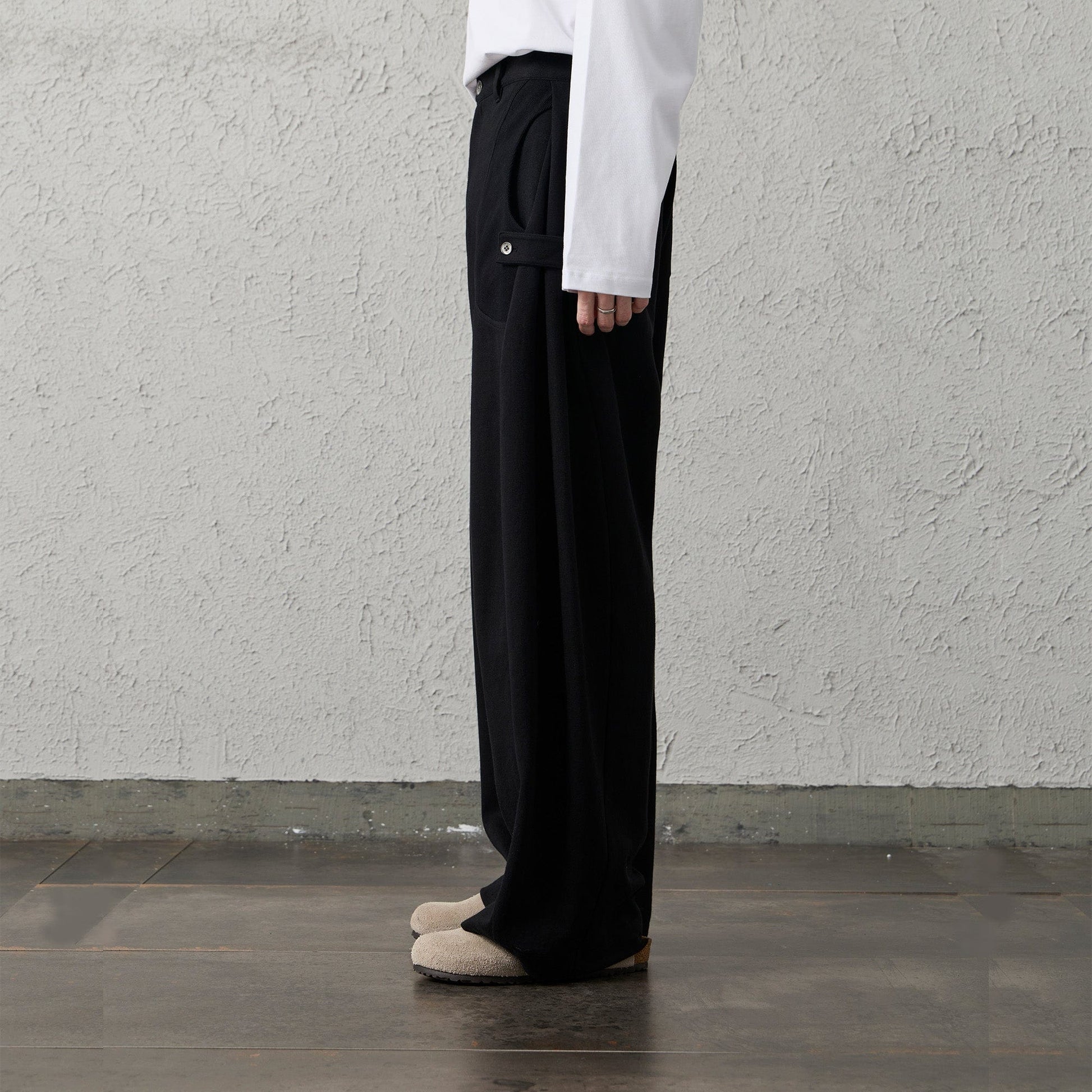 ORGANIC EMOTION Pleat Seam Curved Pants-Pants-Black-S-Free Shipping Leatheretro