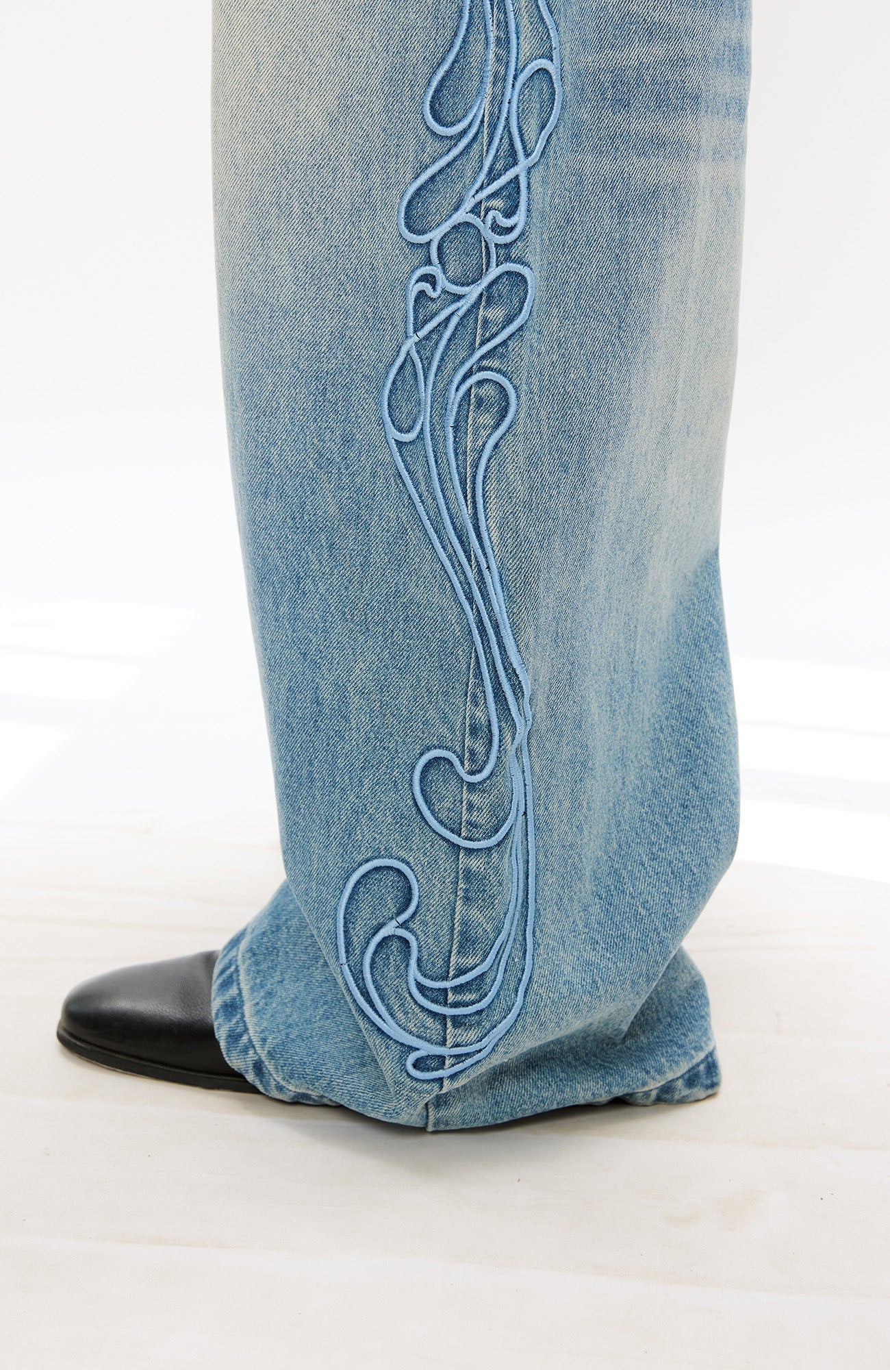 KREATE Totem Embroidered Jeans-Jeans-S-Free Shipping Leatheretro