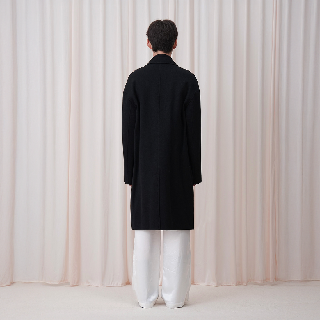 OUYANG WENJUN Minimal Wool Oversized Coat Black