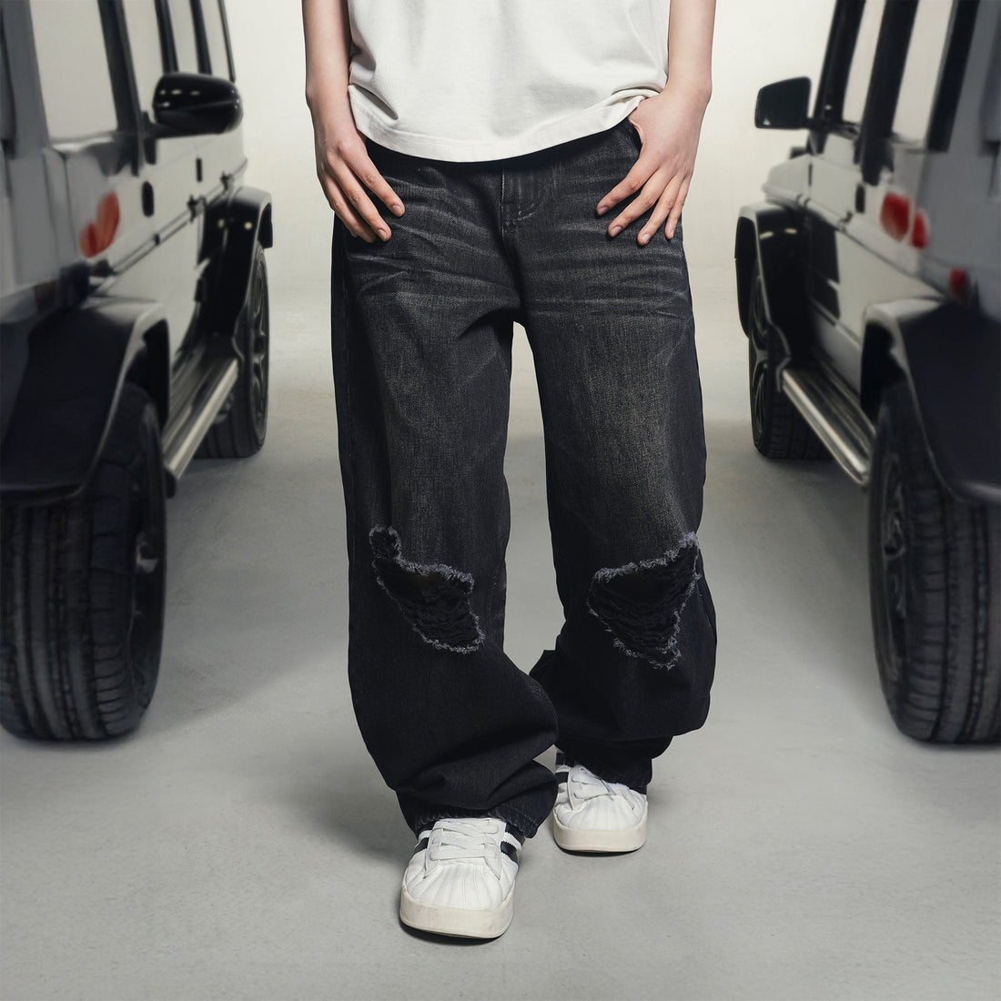 MAKEMORE Retro Washed Ripped Straight-Leg Jeans-Jeans-S-Free Shipping Leatheretro