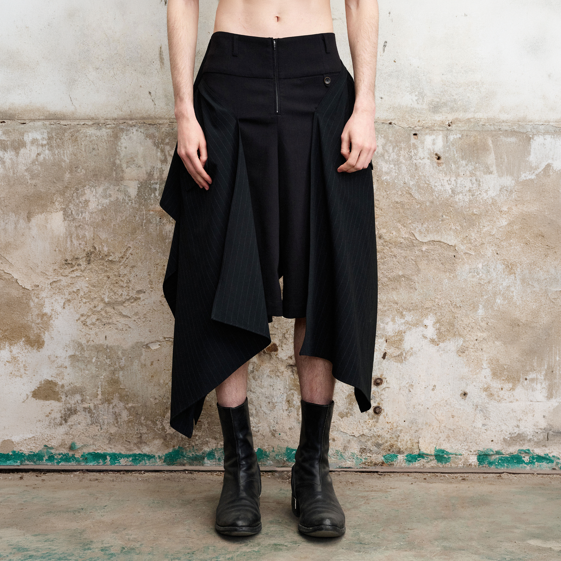 ILNya Nieternite Nifutur Asymmetric Draped Panel Pinstripe Skort Shorts-Shorts-S (0)-Free Shipping Leatheretro