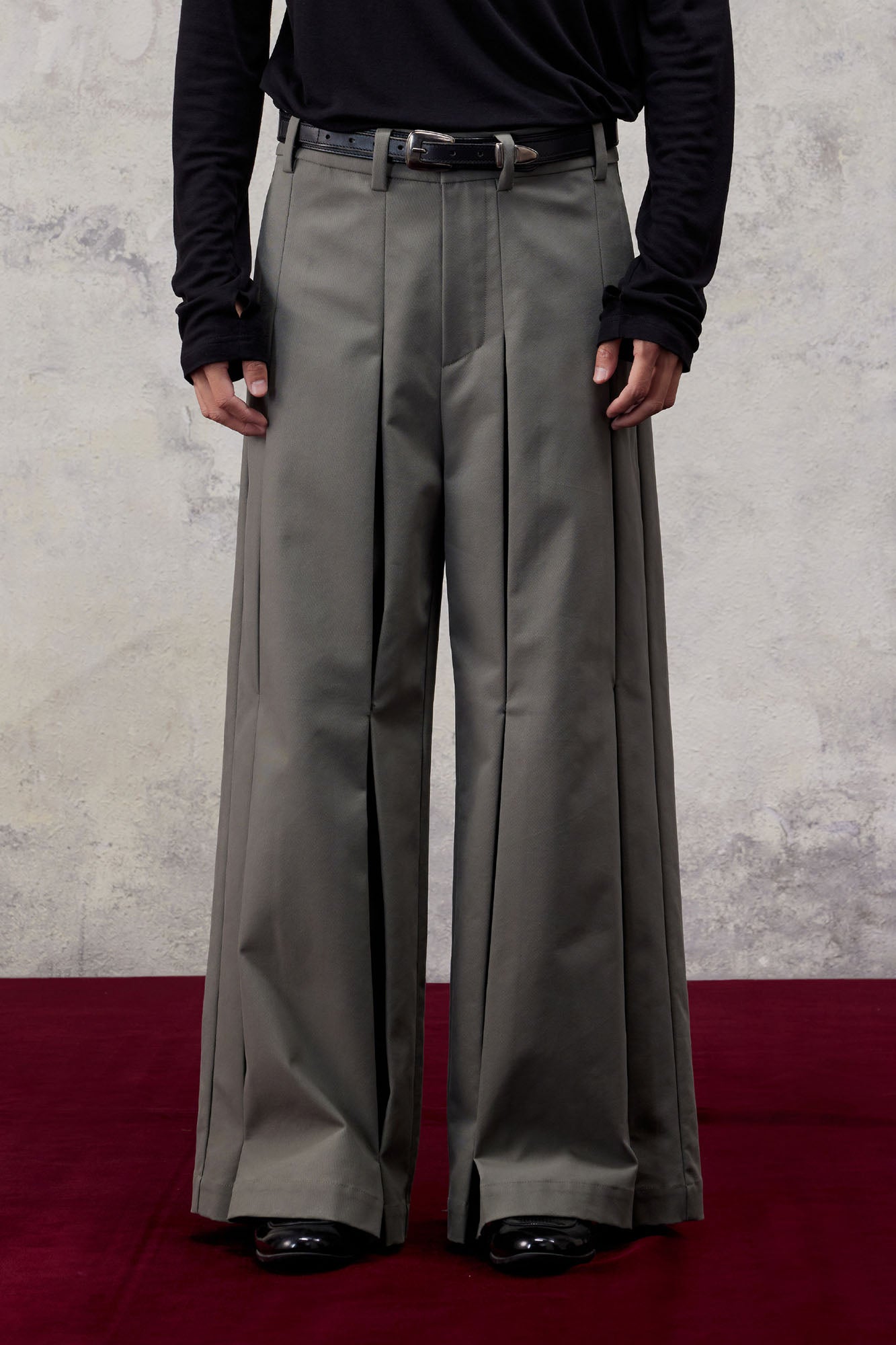 ALVNG AR ANTS Double Pleat Panel Wide-Leg Trousers-Pants-S-Gray-Free Shipping Leatheretro