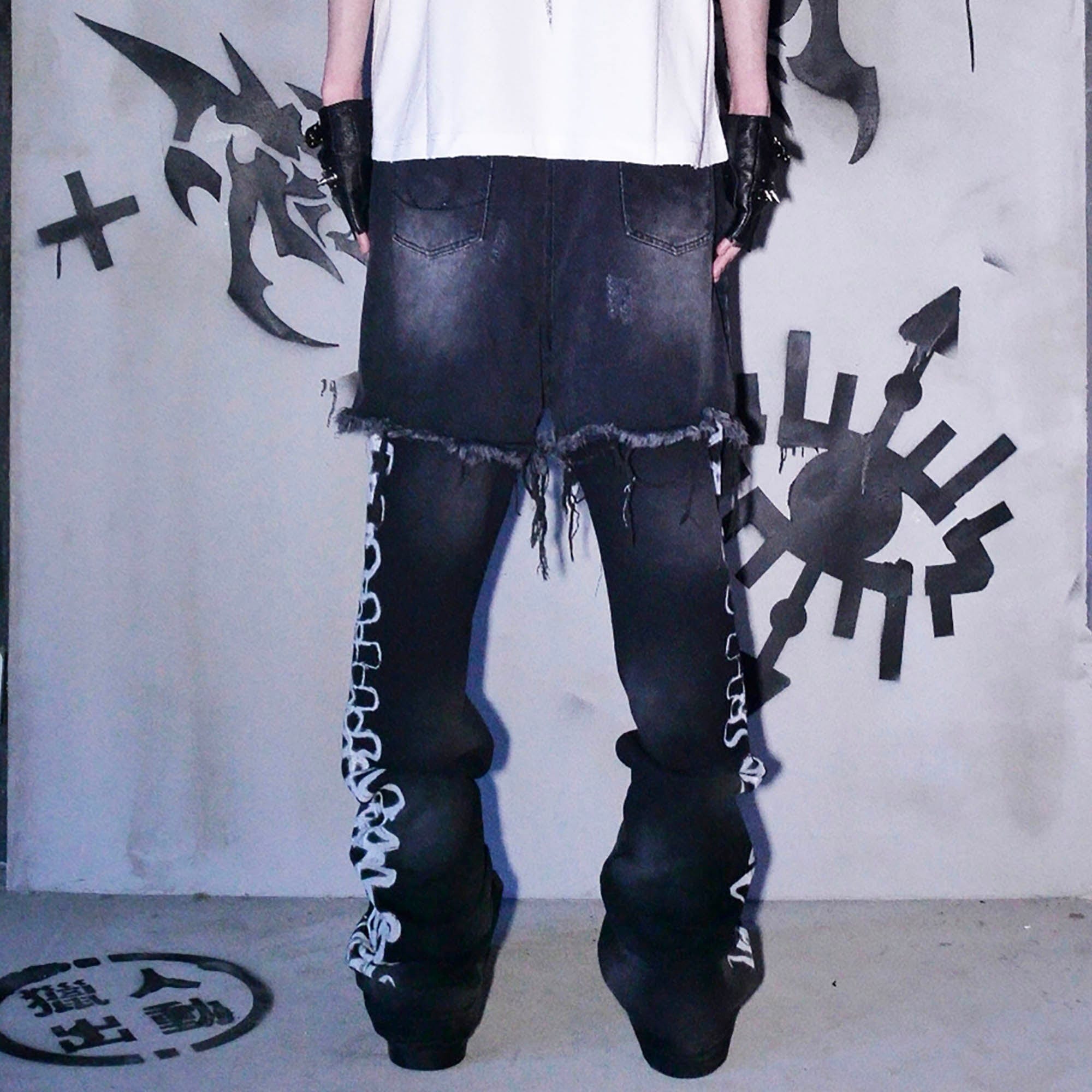PHANTOMHUNTER Layered Ripped Spray-Painted Flared Jeans-Pants-S-Free Shipping Leatheretro