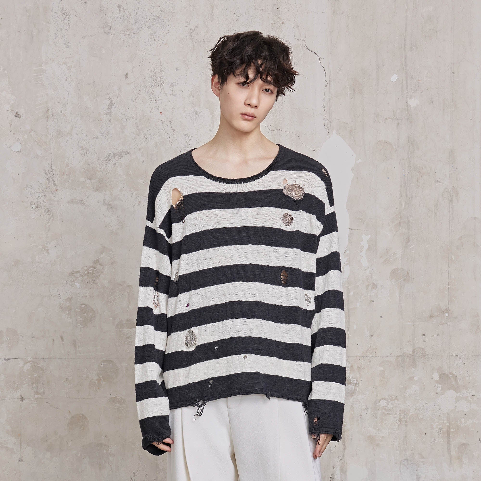 FACEONLAB Stripe Distressed Frayed Crewneck Sweater-Sweater-M-White-Free Shipping Leatheretro