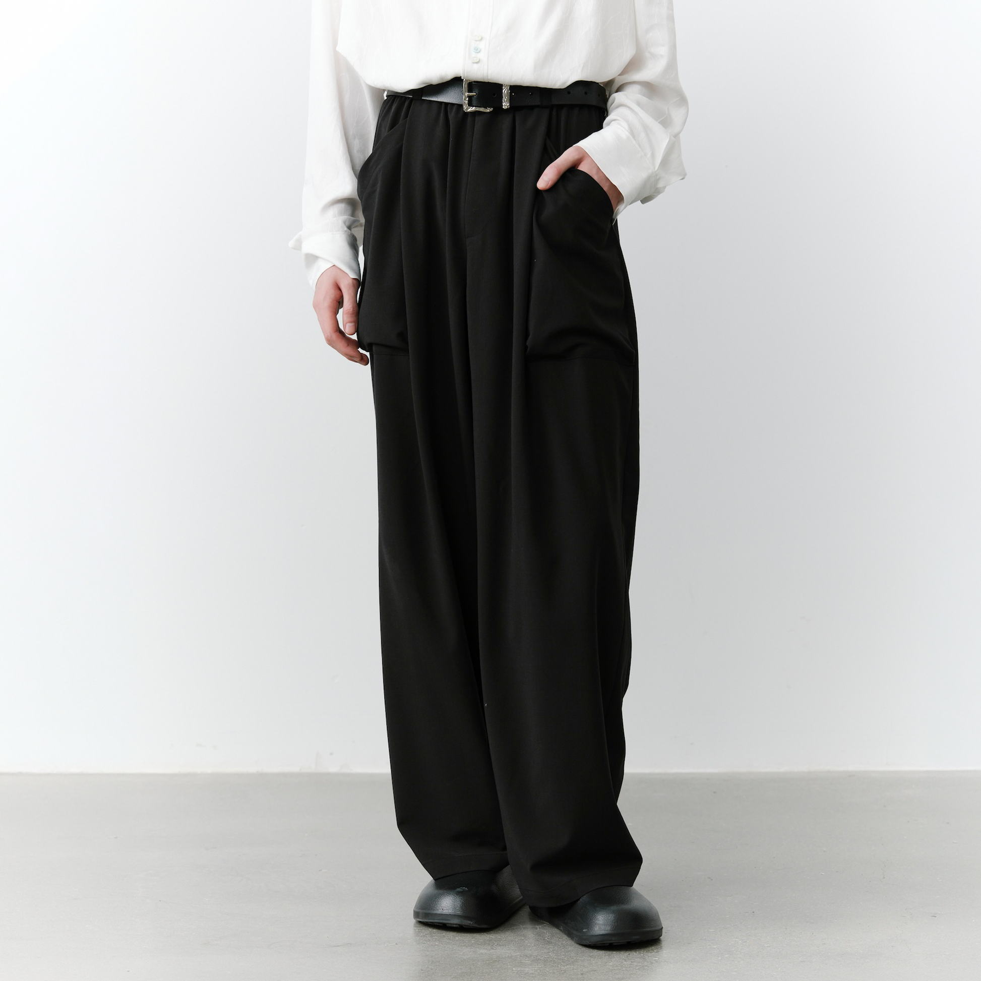 GRAINMUSTARD Retro Patch Pocket Pleated High-Waist Trousers-Pants-XS-Black (Preorder)-Free Shipping Leatheretro
