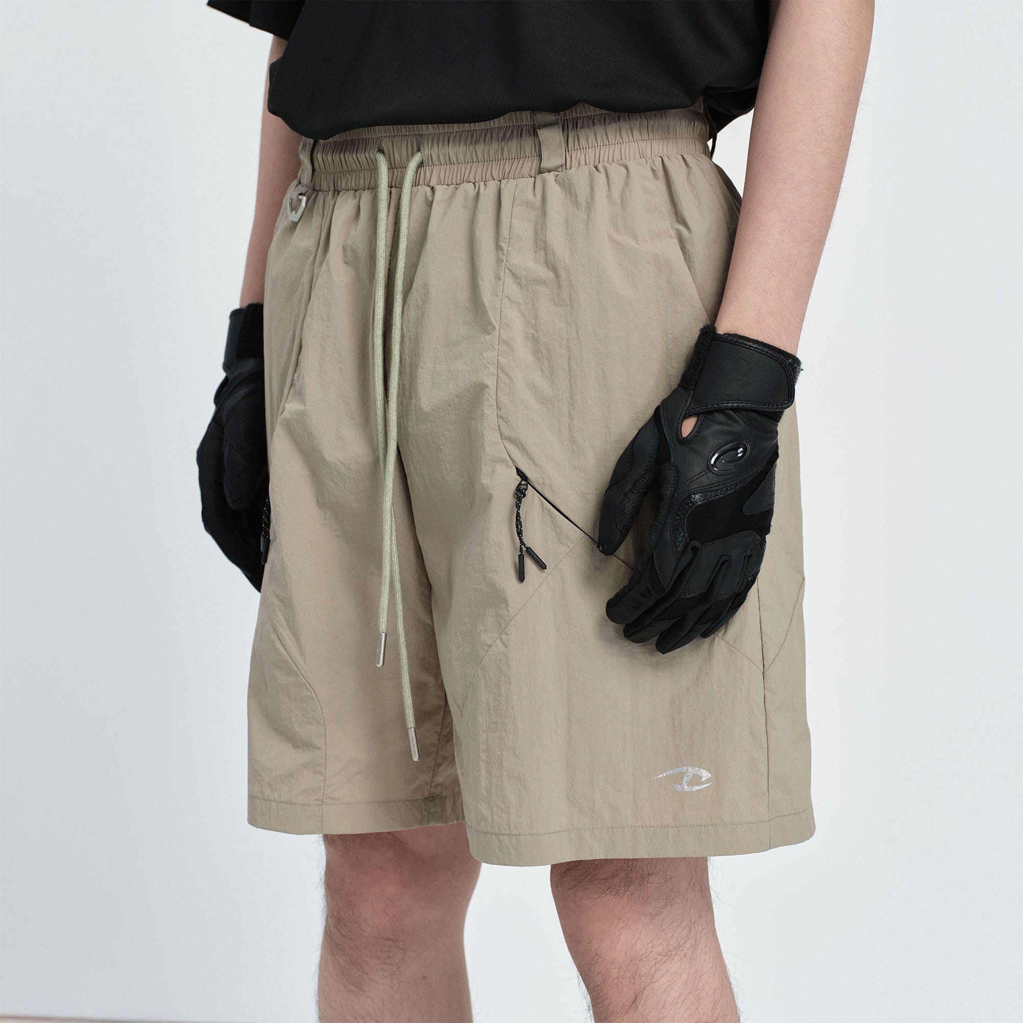 CATSSTAC Utility Crinkled Zip-Pocket Shorts-Shorts-M-Free Shipping Leatheretro
