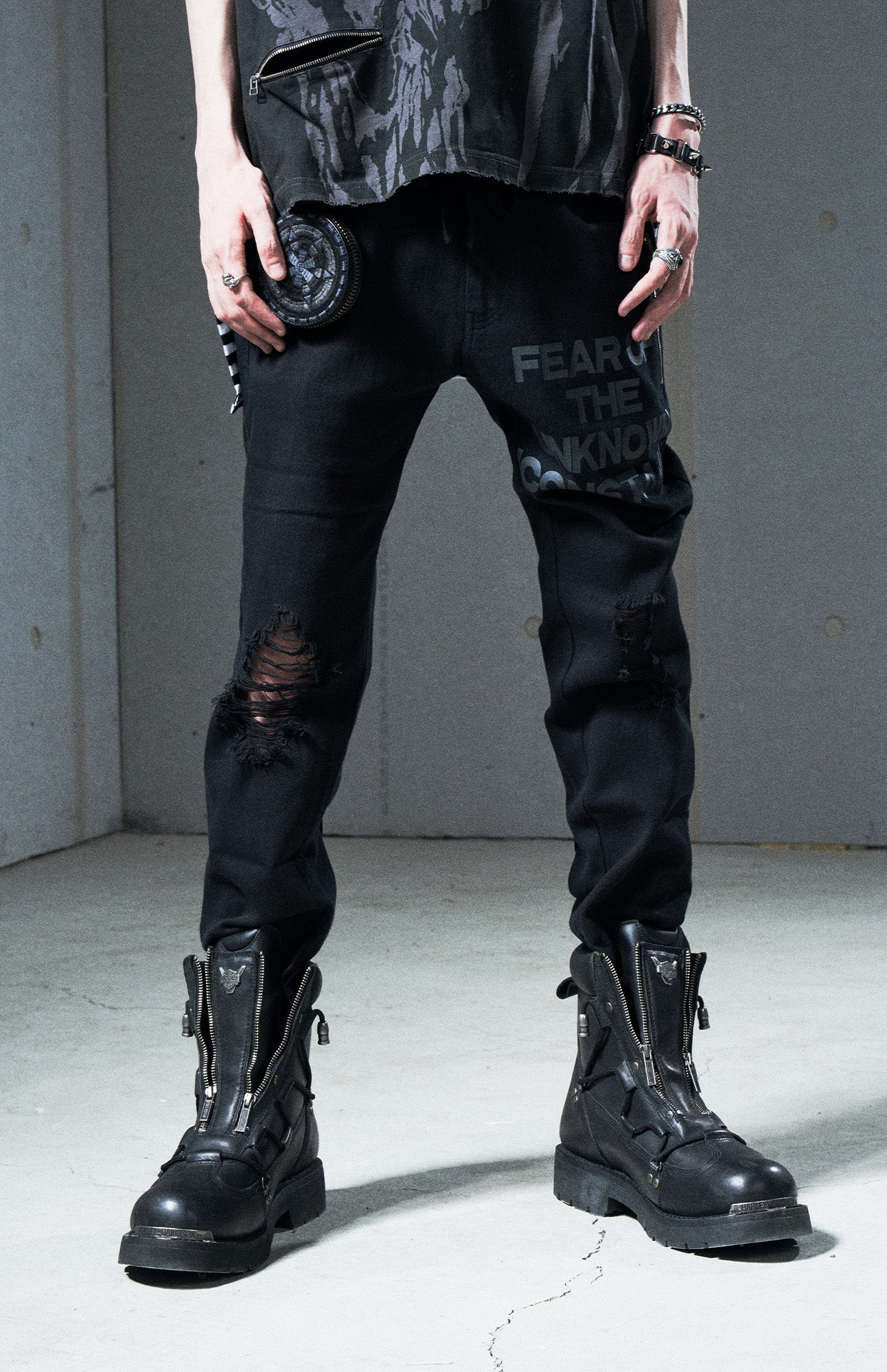VENTUREK Distressed Zippered-Hem Slogan Slim Pants-Pants-S-Free Shipping Leatheretro