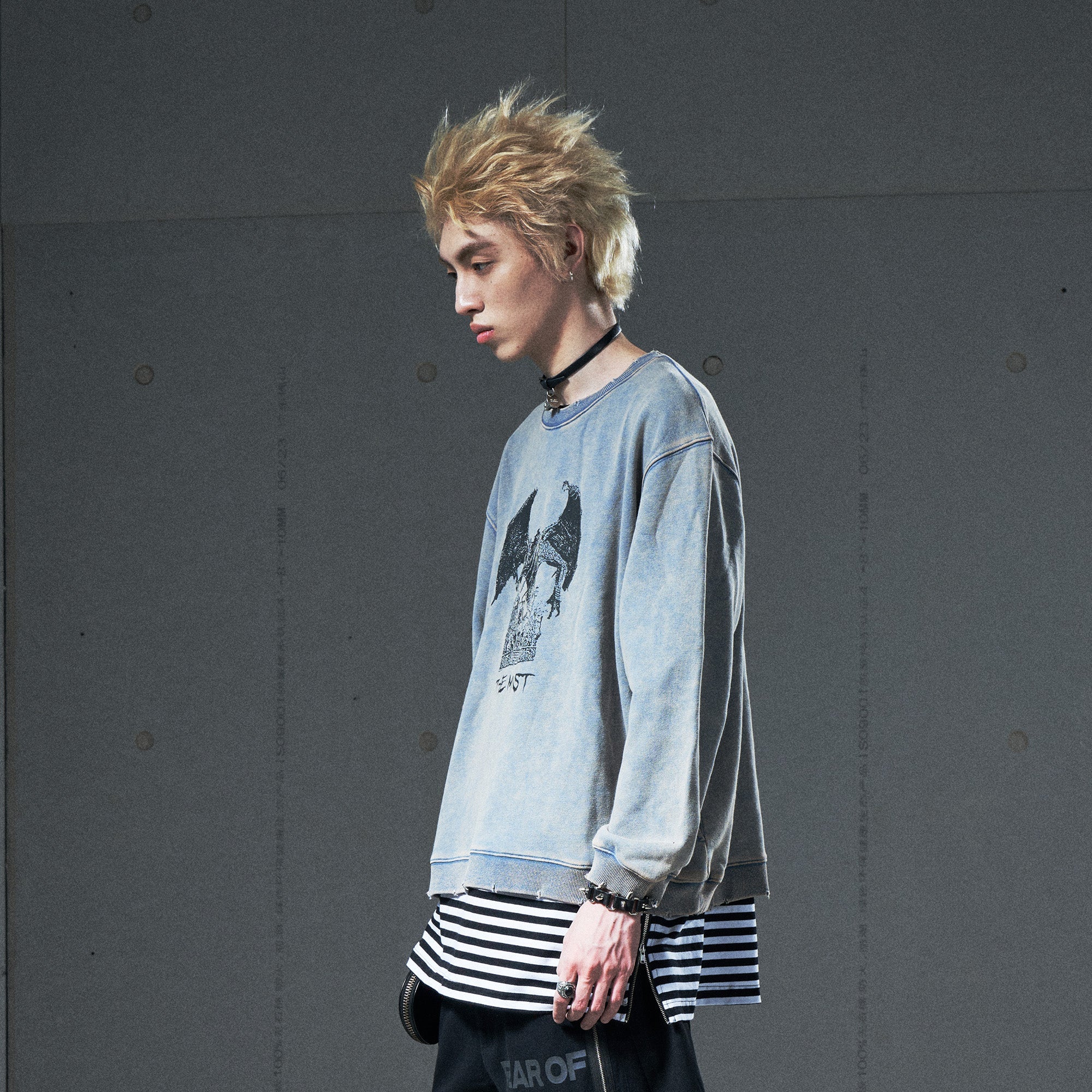 VENTUREK Washed Graphic Frayed Hem Sweatshirt-Sweatshirt-S-Free Shipping Leatheretro