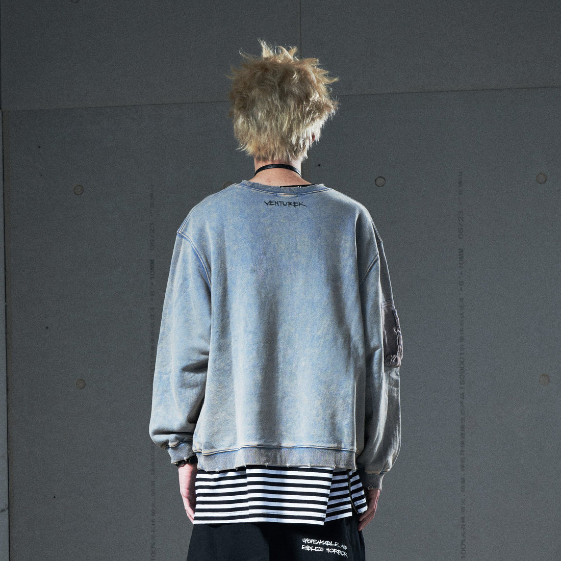 VENTUREK Washed Graphic Frayed Hem Sweatshirt-Sweatshirt-S-Free Shipping Leatheretro