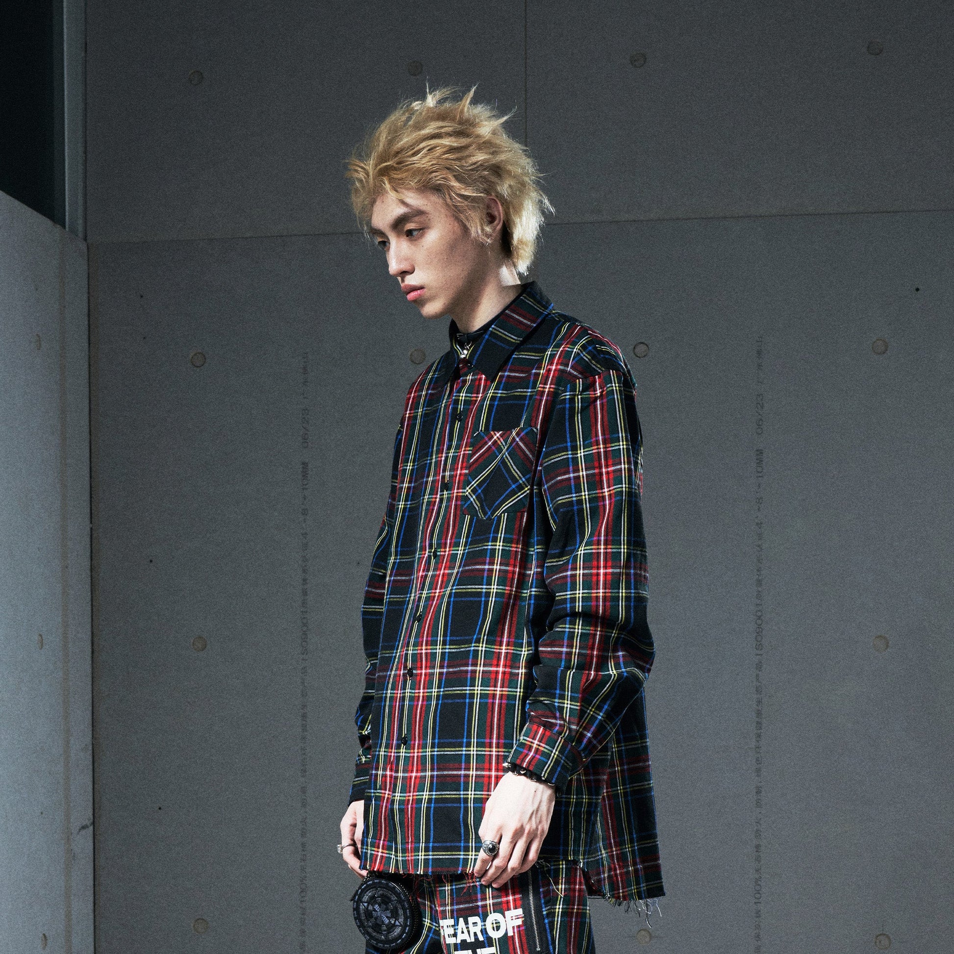 VENTUREK Distressed Back-Patch Frayed Plaid Shirt-Shirt-S-Free Shipping Leatheretro