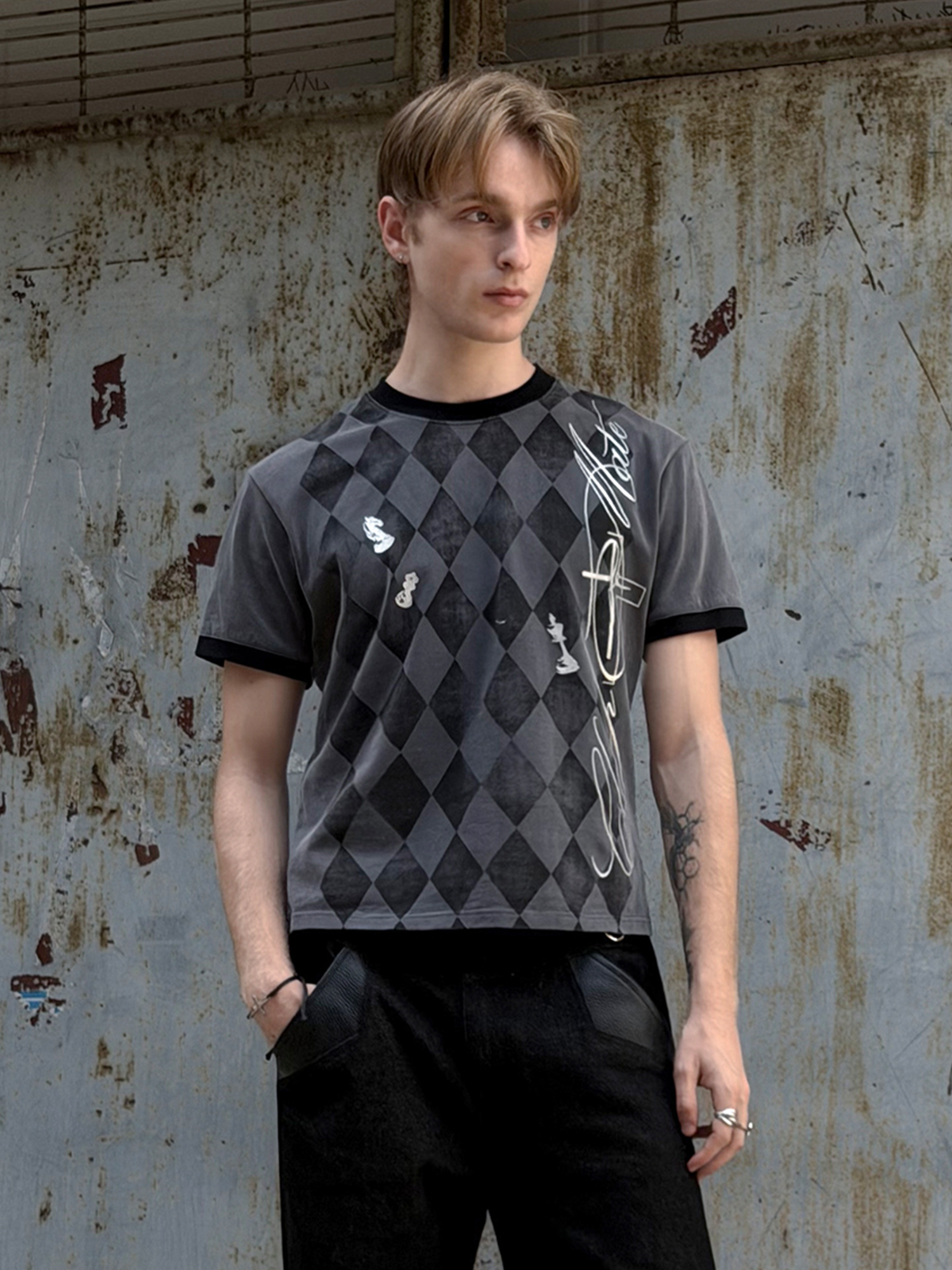 ESAIAS Washed Argyle Graphic T-Shirt-T Shirt-S-Free Shipping Leatheretro