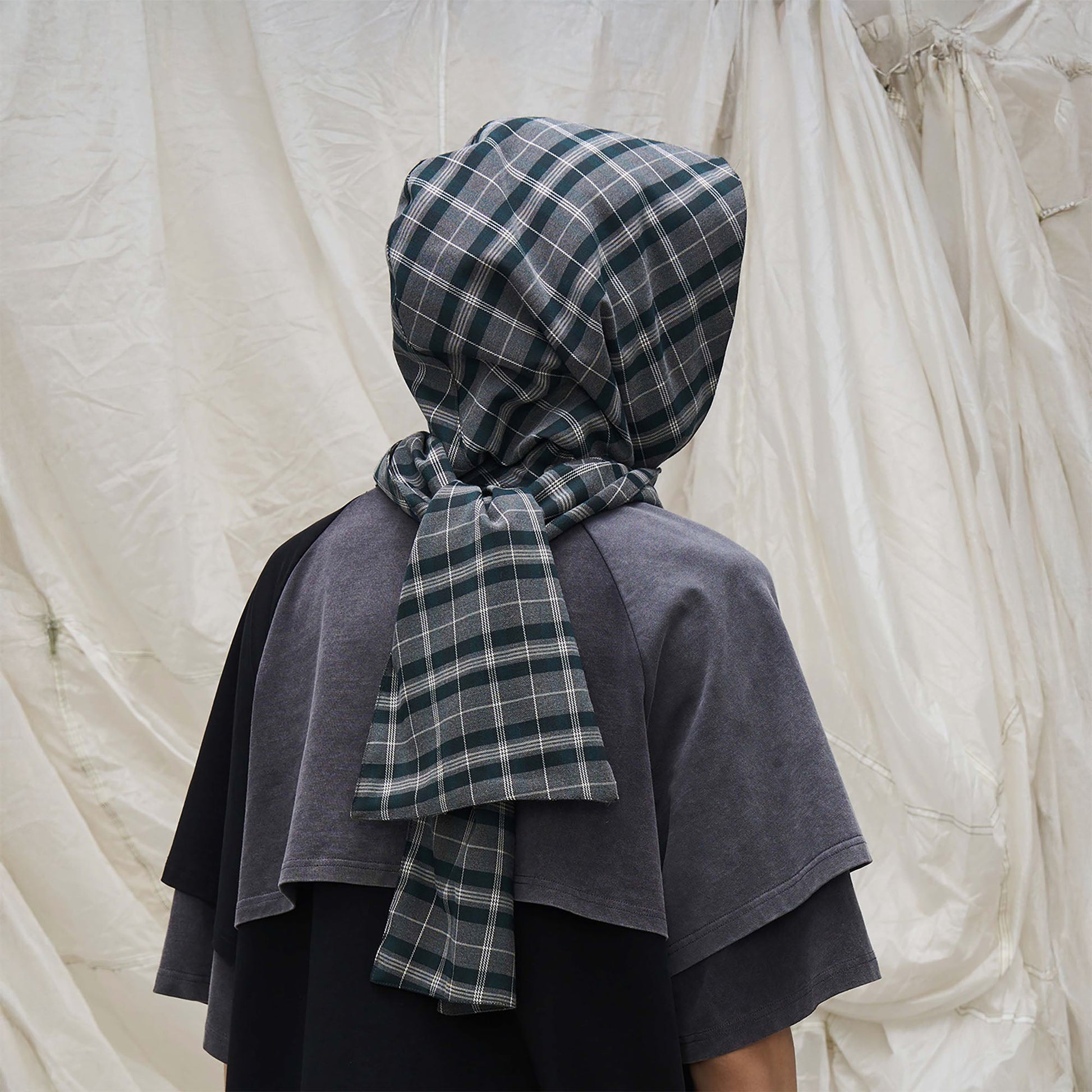 RELABEL Detachable Hood Scarf-Hat, Cap, Beanie-Gray-Free Shipping Leatheretro