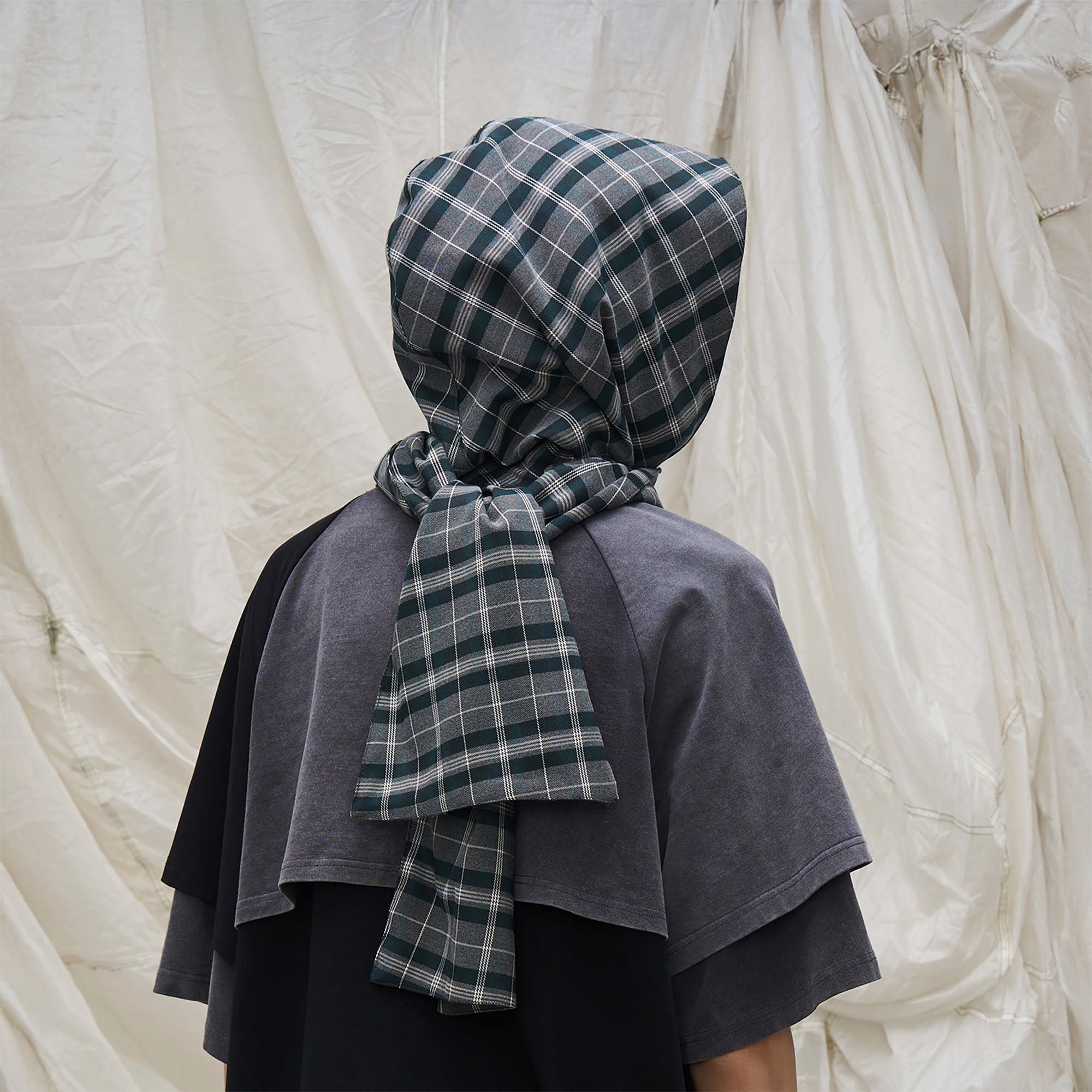 RELABEL Detachable Hood Scarf-Hat, Cap, Beanie-Gray-Free Shipping Leatheretro