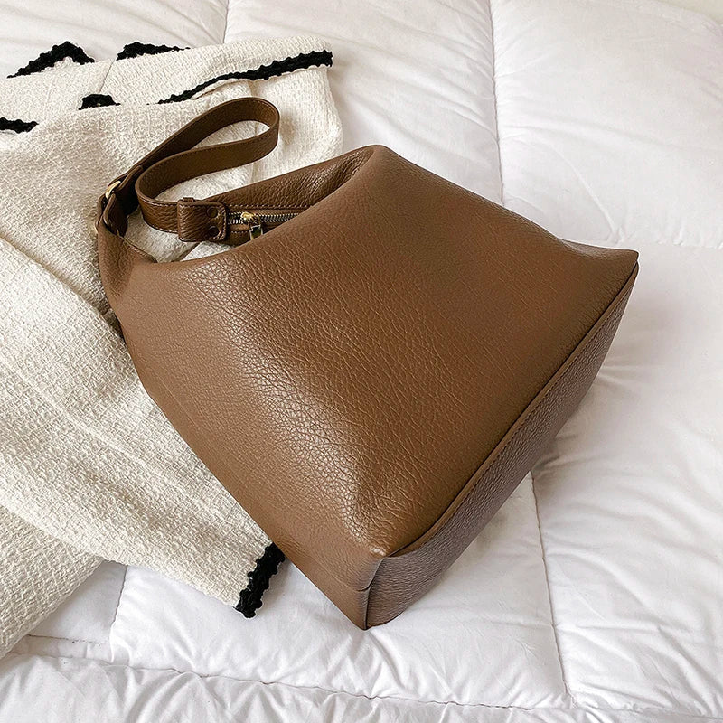 New Style Fashionable Zipper Shoulder Bags for Women-Handbags-Brown-Free Shipping Leatheretro