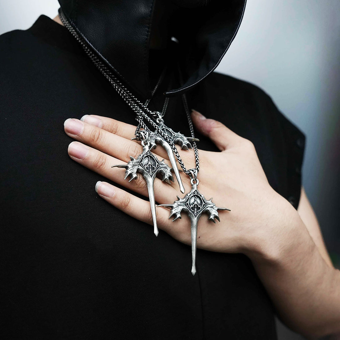 SSIN7 Thorn Cross Pendant Necklace-Necklace-One Size-Free Shipping Leatheretro