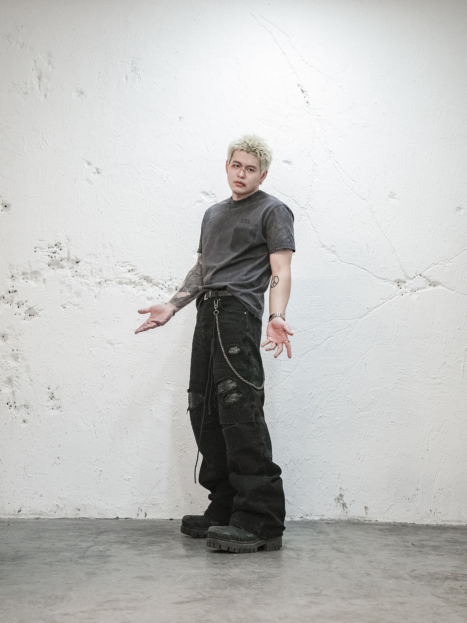 UNDERWATER Devil Distressed T-Shirt-T Shirt-S-Free Shipping Leatheretro