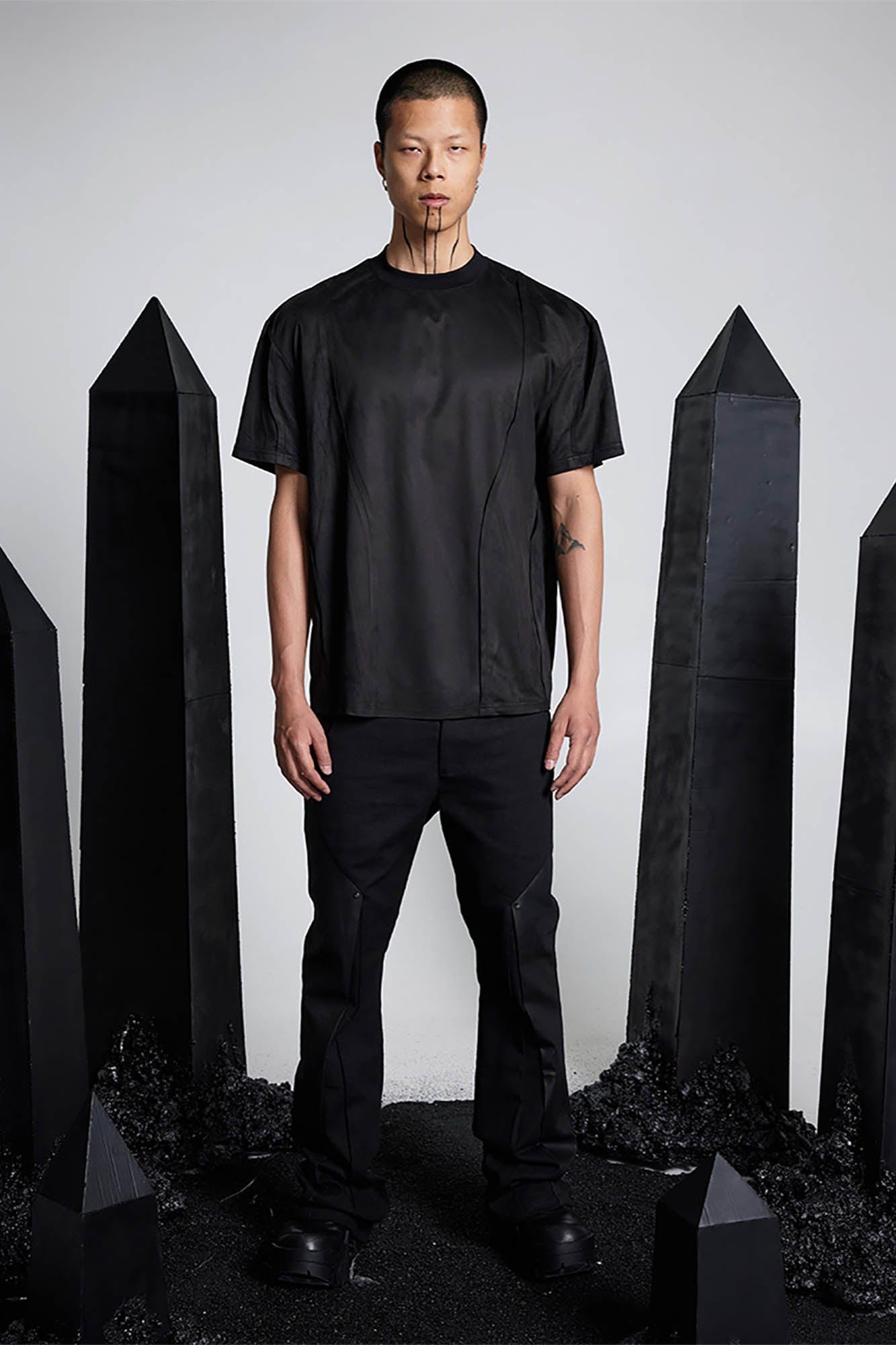 SSIN7 Suede Arc Spliced T-Shirt-T Shirt-S-Black-Free Shipping Leatheretro