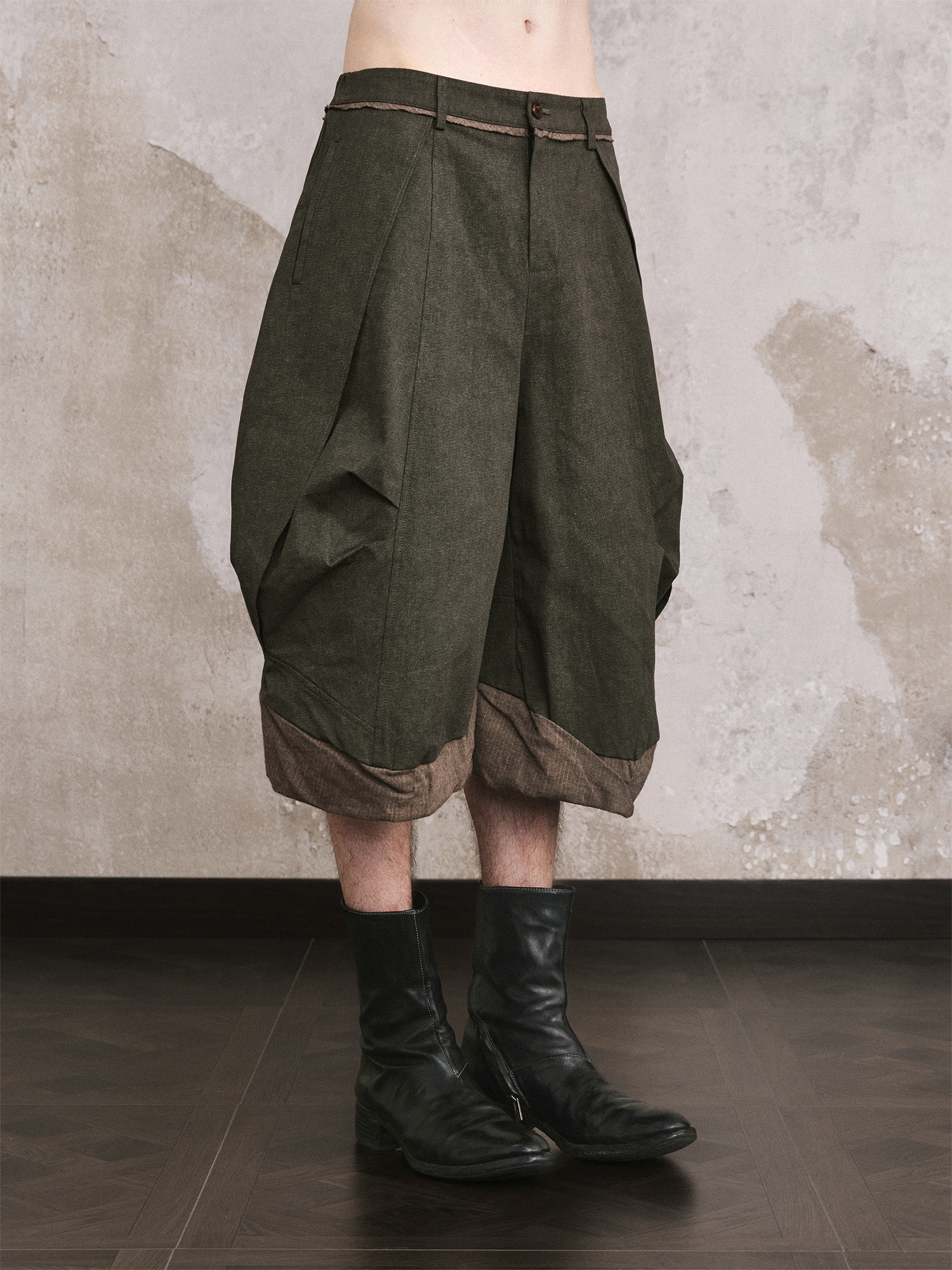 ILNya Nieternite Nifutur Crinkled Curved Cropped Pants Dark Green-Shorts-S (0) / 27-33"-Free Shipping Leatheretro
