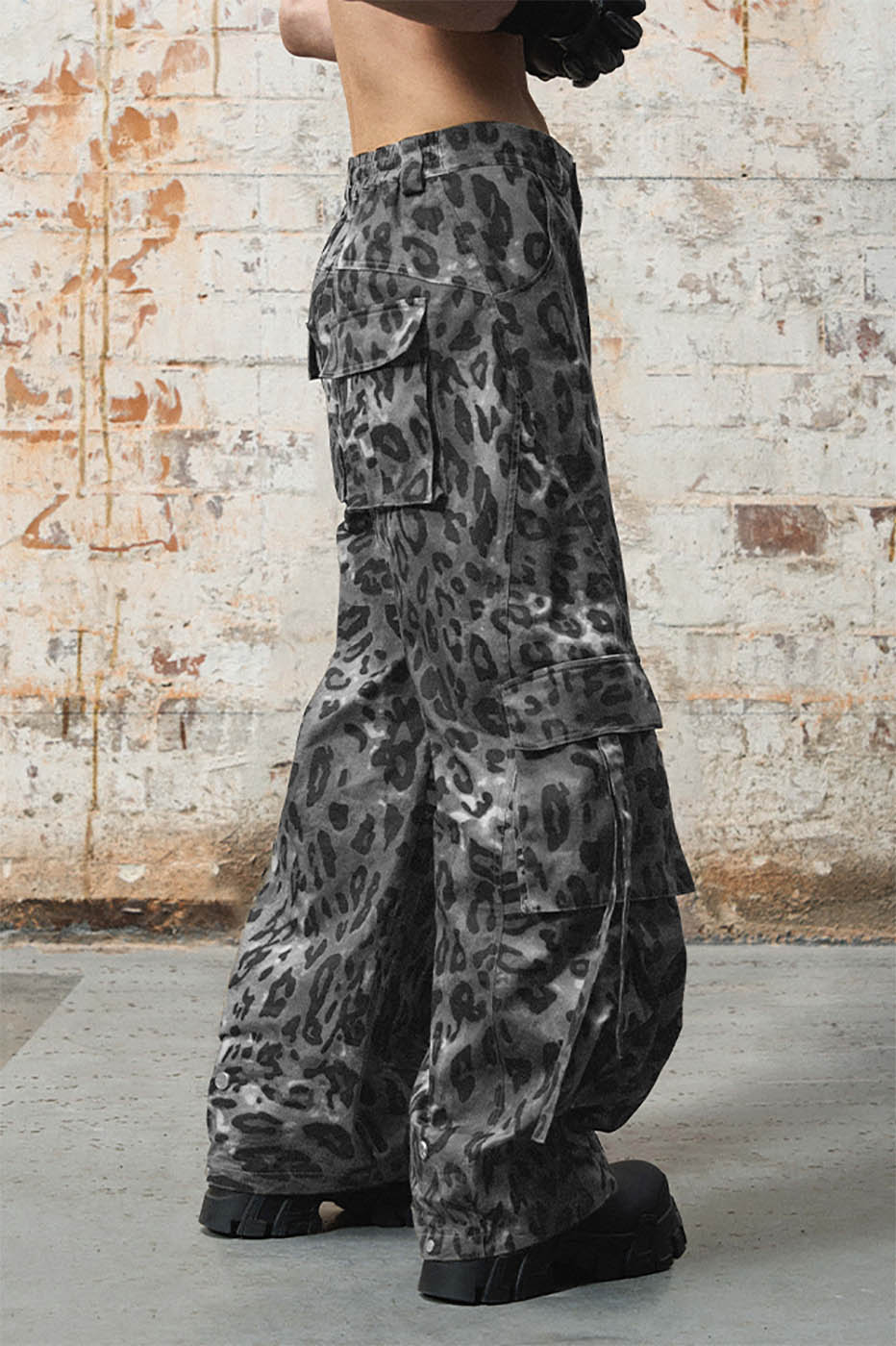 RELABEL Leopard Multi-Pocket Ribbon Cargo Pants-Pants-S-Free Shipping Leatheretro