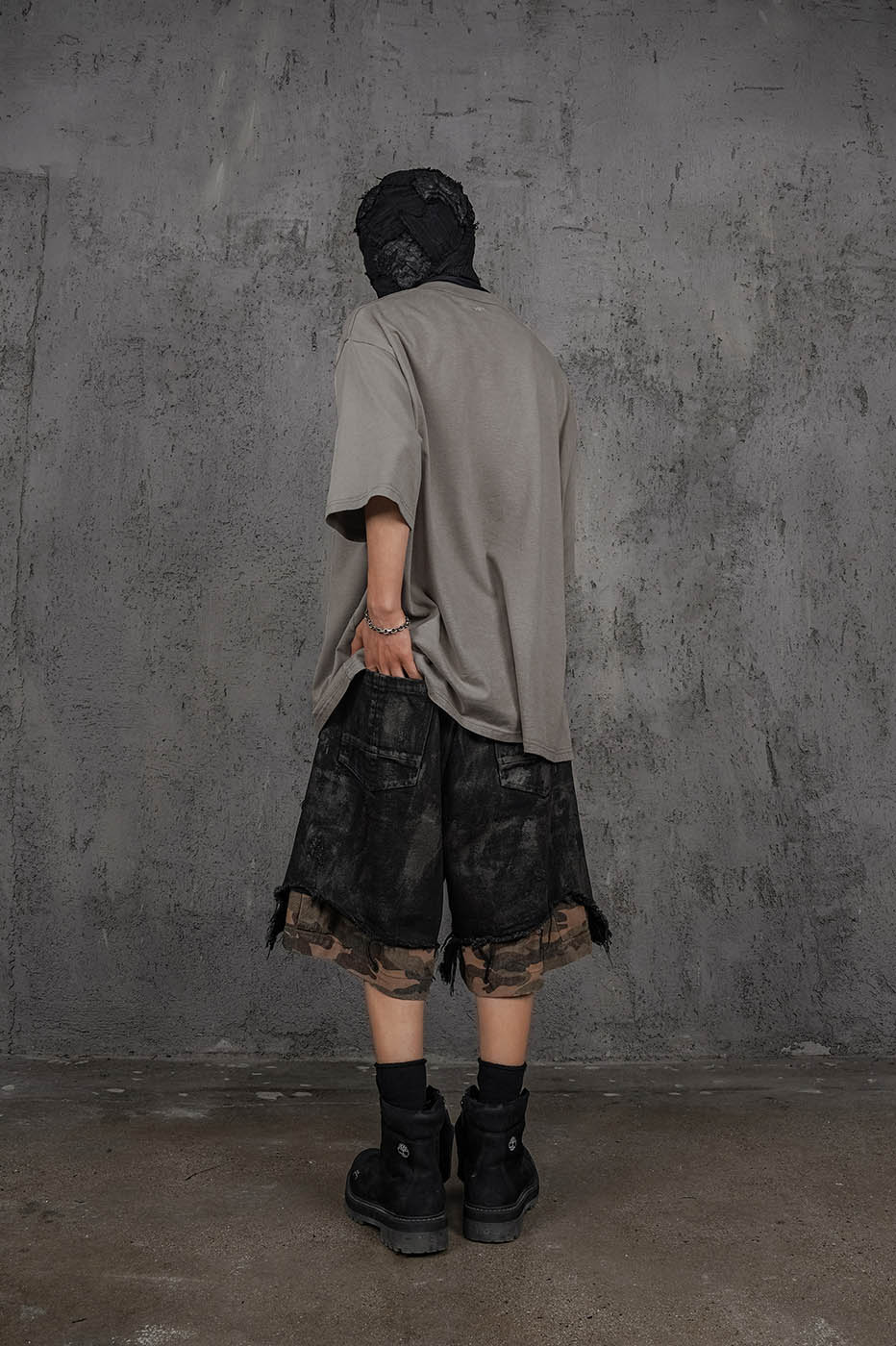 UNDERWATER Distressed Embroidery T-Shirt Light Sand-T Shirt-S-Free Shipping Leatheretro