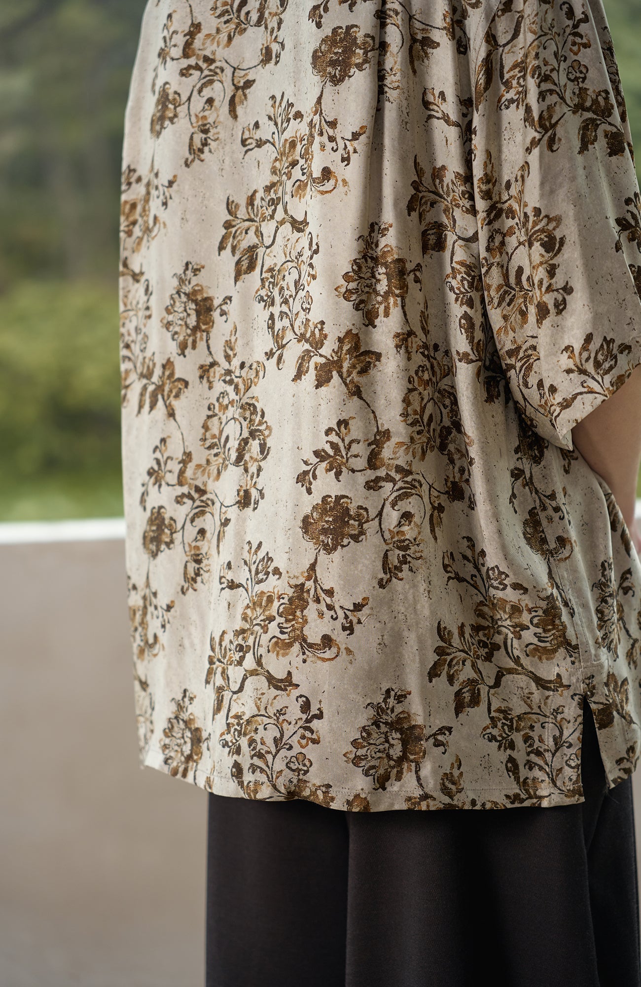 MOITIEDEPETALE Retro Floral Cupro-Blend Half Shirt-Half shirt-XS (Preorder)-Free Shipping Leatheretro