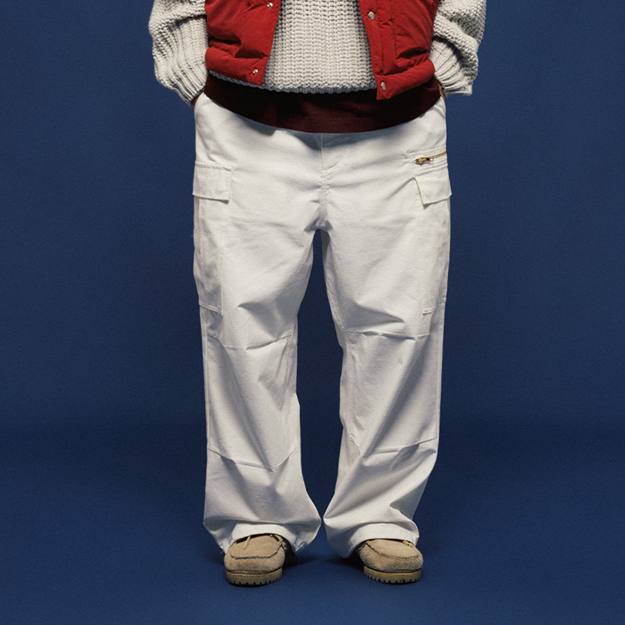 BANANA CLUB Multi-Pockey Pleated-Knee Cargo Pants