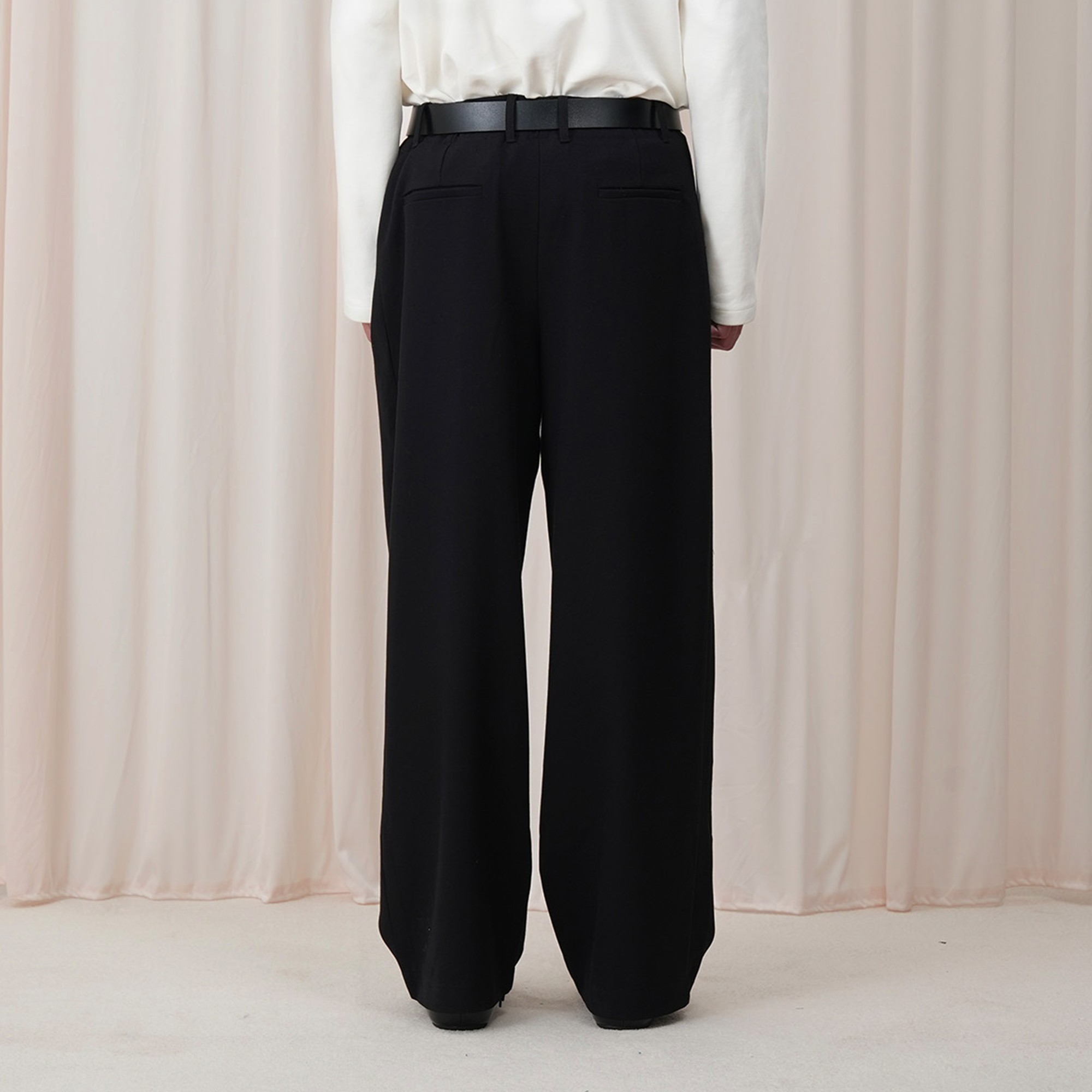 OUYANG WENJUN Minimal Wide-Leg Trousers