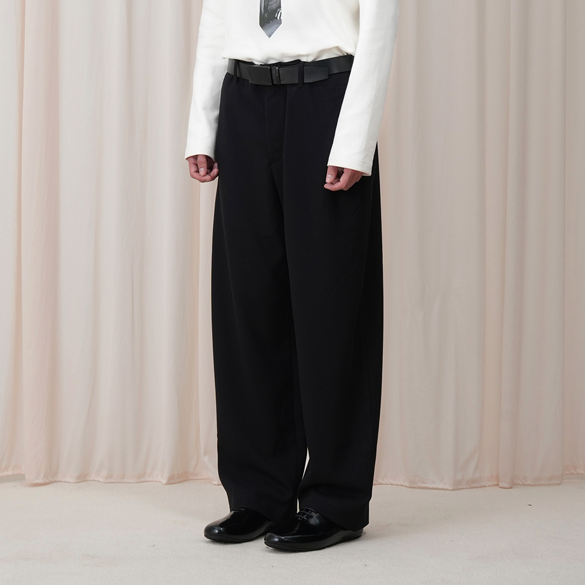 OUYANG WENJUN Minimal Wide-Leg Trousers
