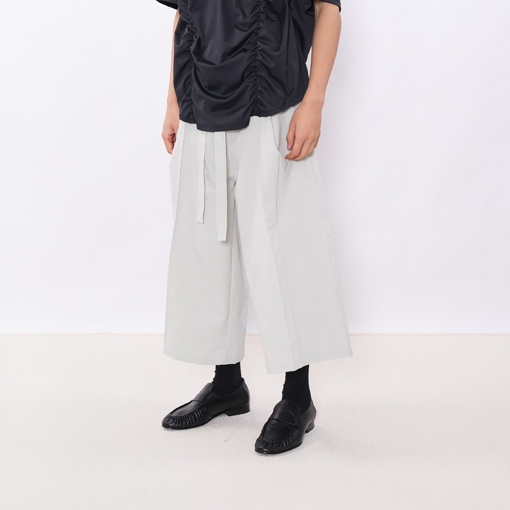 7440 37 1 Bubble-Texture Pleated Cropped Pants-Pants-S (Preorder)-Gray-Free Shipping Leatheretro