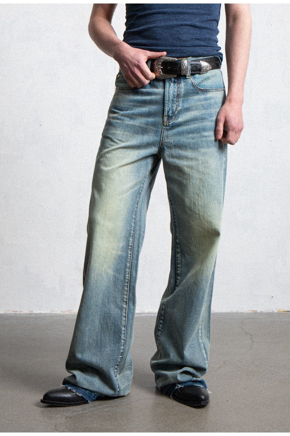 LEONSENSE Raw Edge Washed Flared Jeans-Jeans-S-Free Shipping Leatheretro