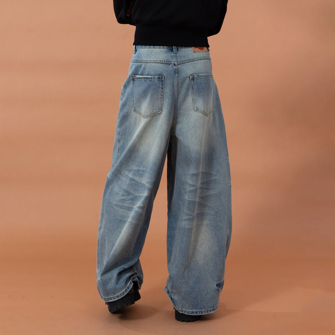 CLP Whiskering Washed Oversized Curved-Leg Jeans-Jeans-M-Free Shipping Leatheretro