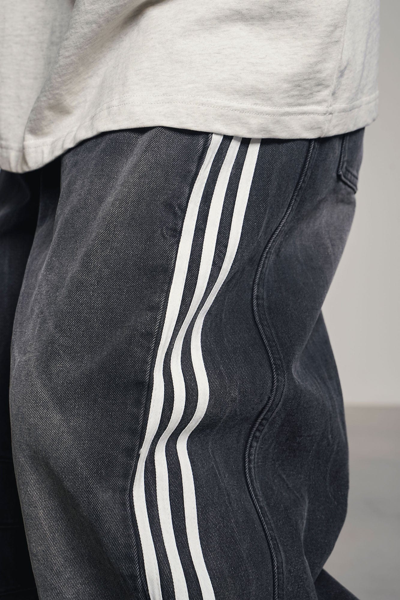 MAKEMORE Retro Washed Stripe Pleated Knees Jeans-Jeans-S-Blue-Free Shipping Leatheretro