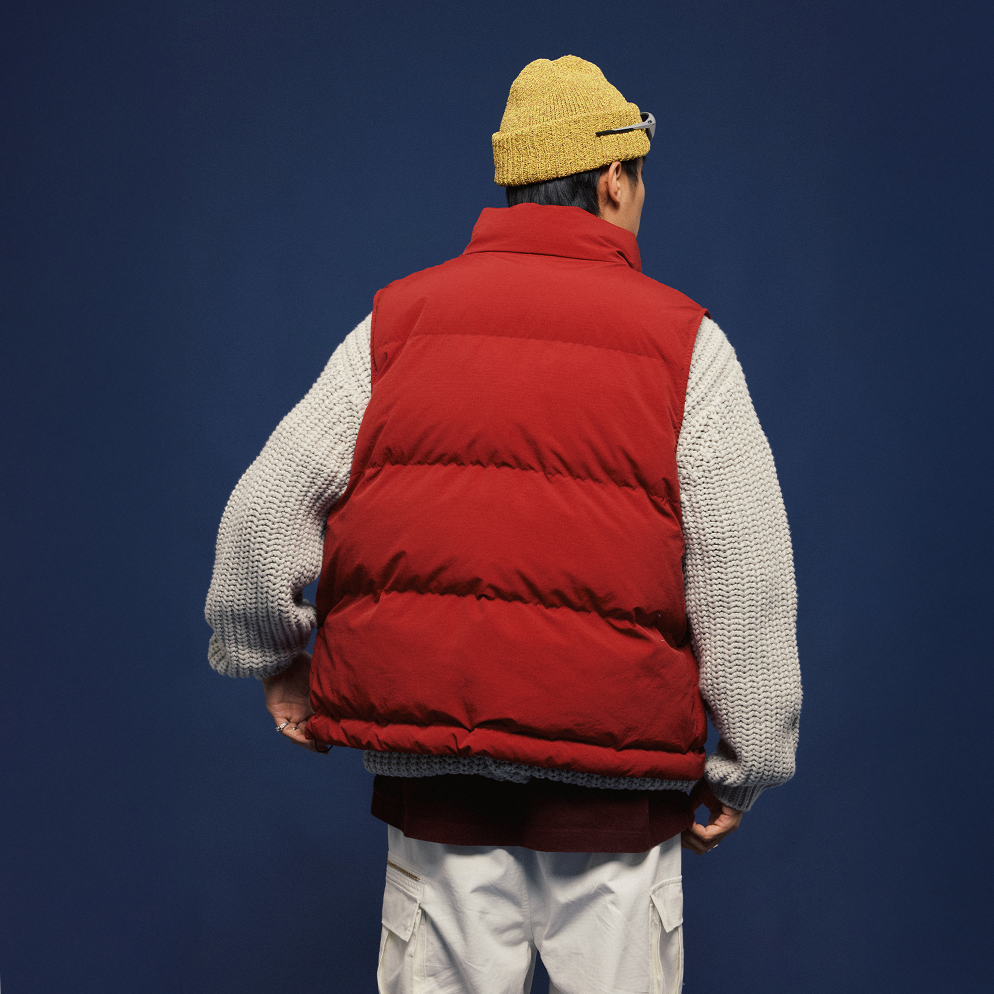 BANANA CLUB Essential Snap Down Vest