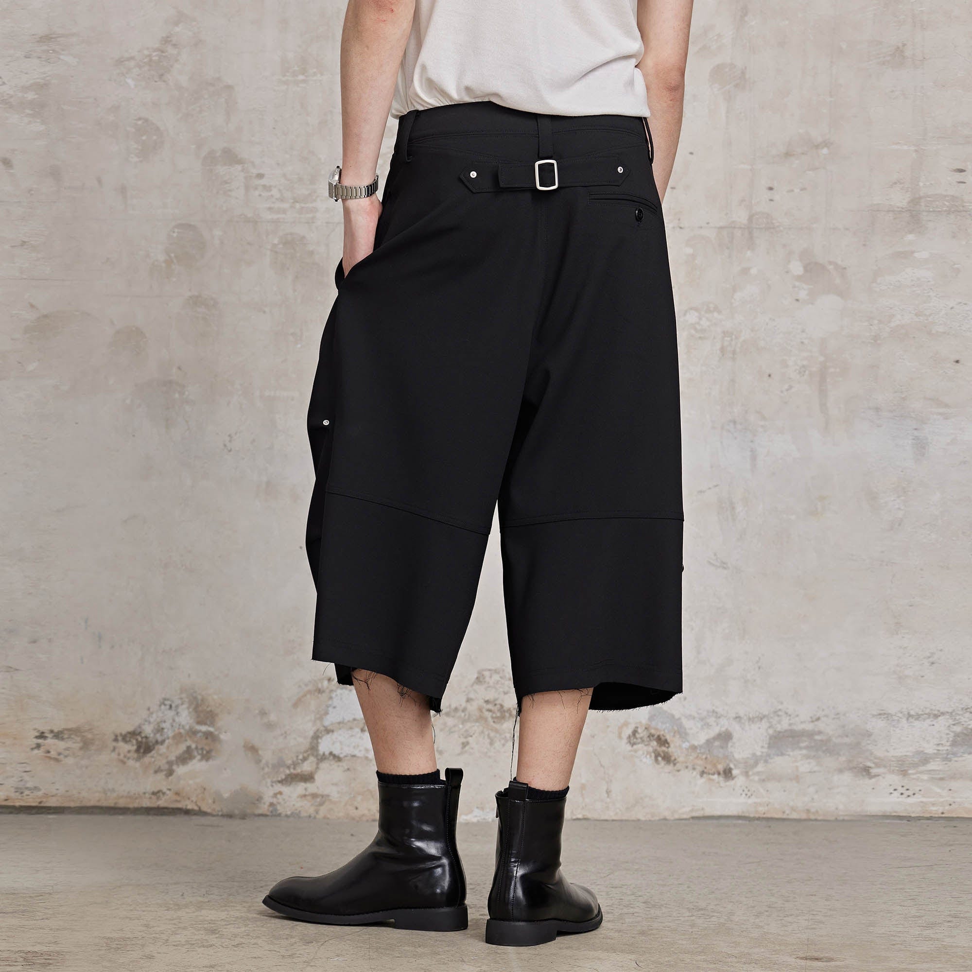 FACEONLAB Retro Pleated Raw-Edge Shorts-Shorts-M-Free Shipping Leatheretro