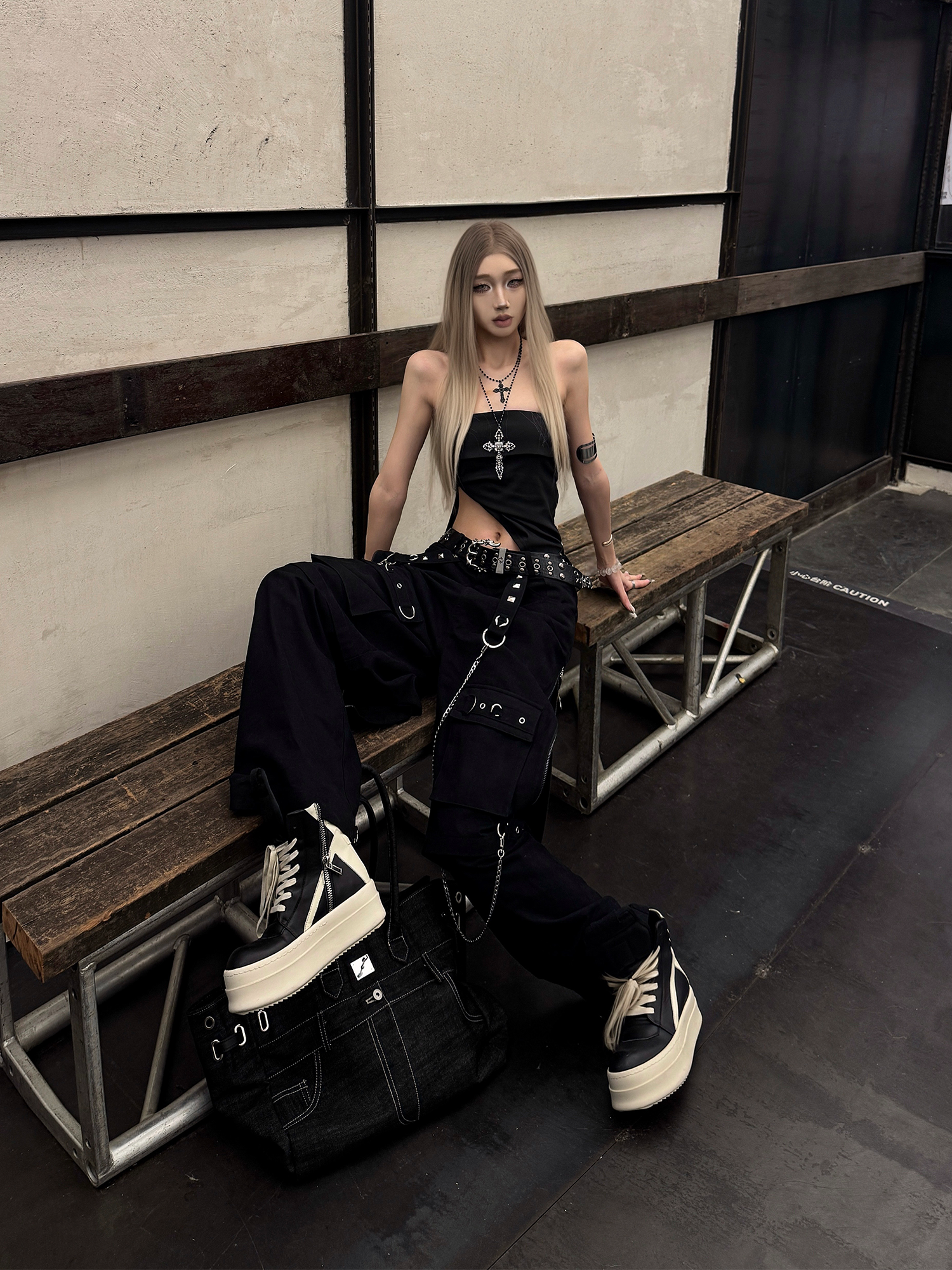 TH4SWE Punk Chain-Strap Cargo Pants-Pants-XS-Free Shipping Leatheretro