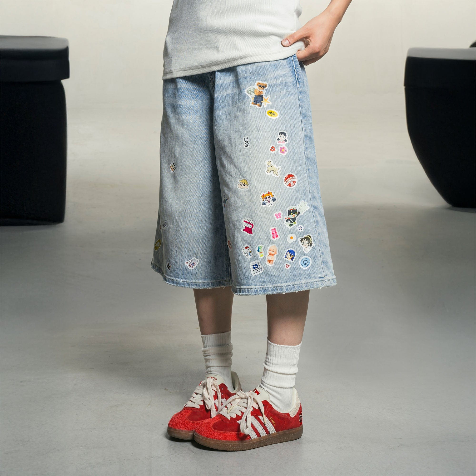 MAKEMORE Anime Sticker Washed Denim Shorts-Shorts-S-Free Shipping Leatheretro