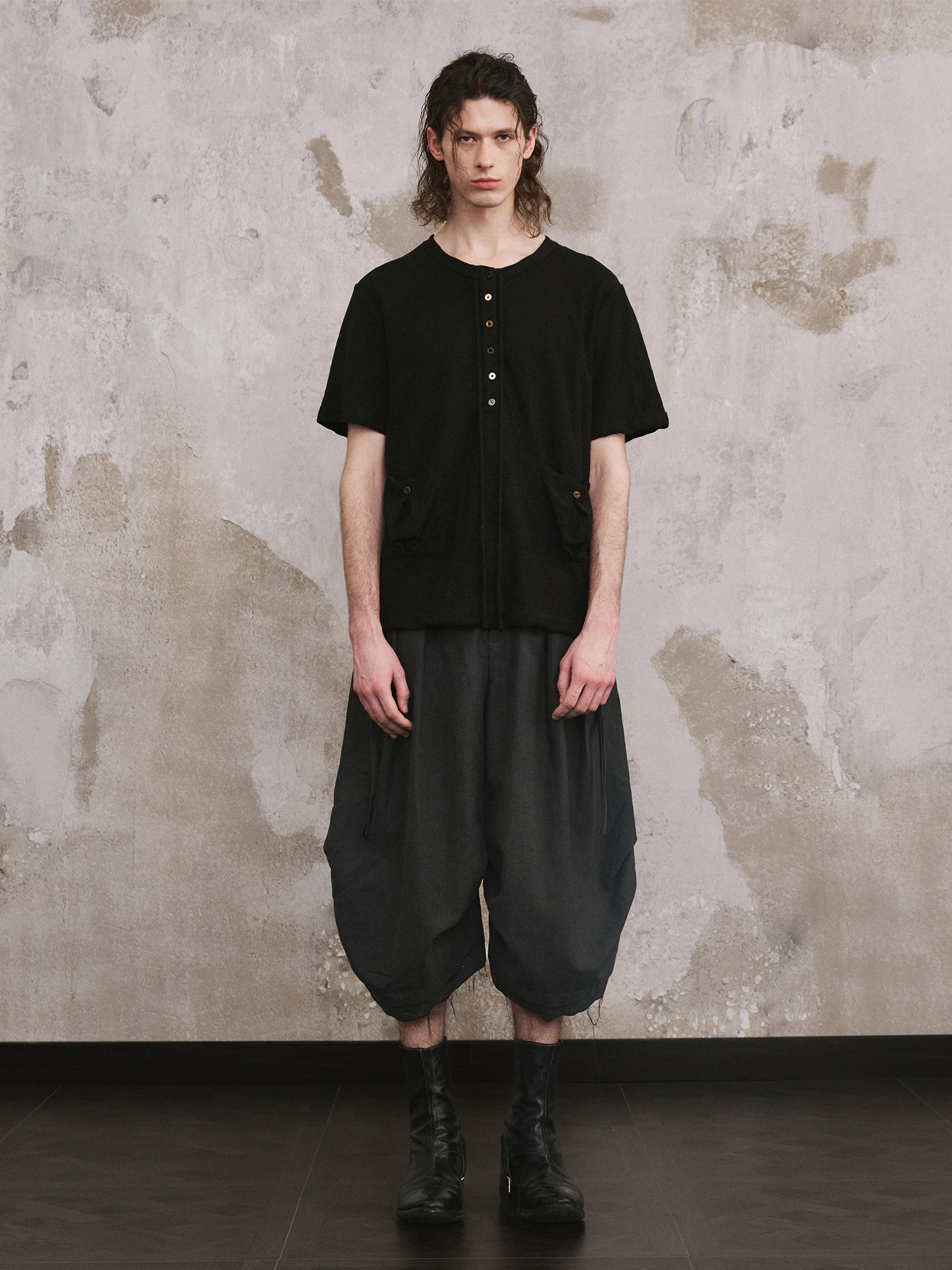 ILNya Nieternite Nifutur Pleated Raw Edge Curved Shorts-Shorts-S (0) / 28"-Free Shipping Leatheretro