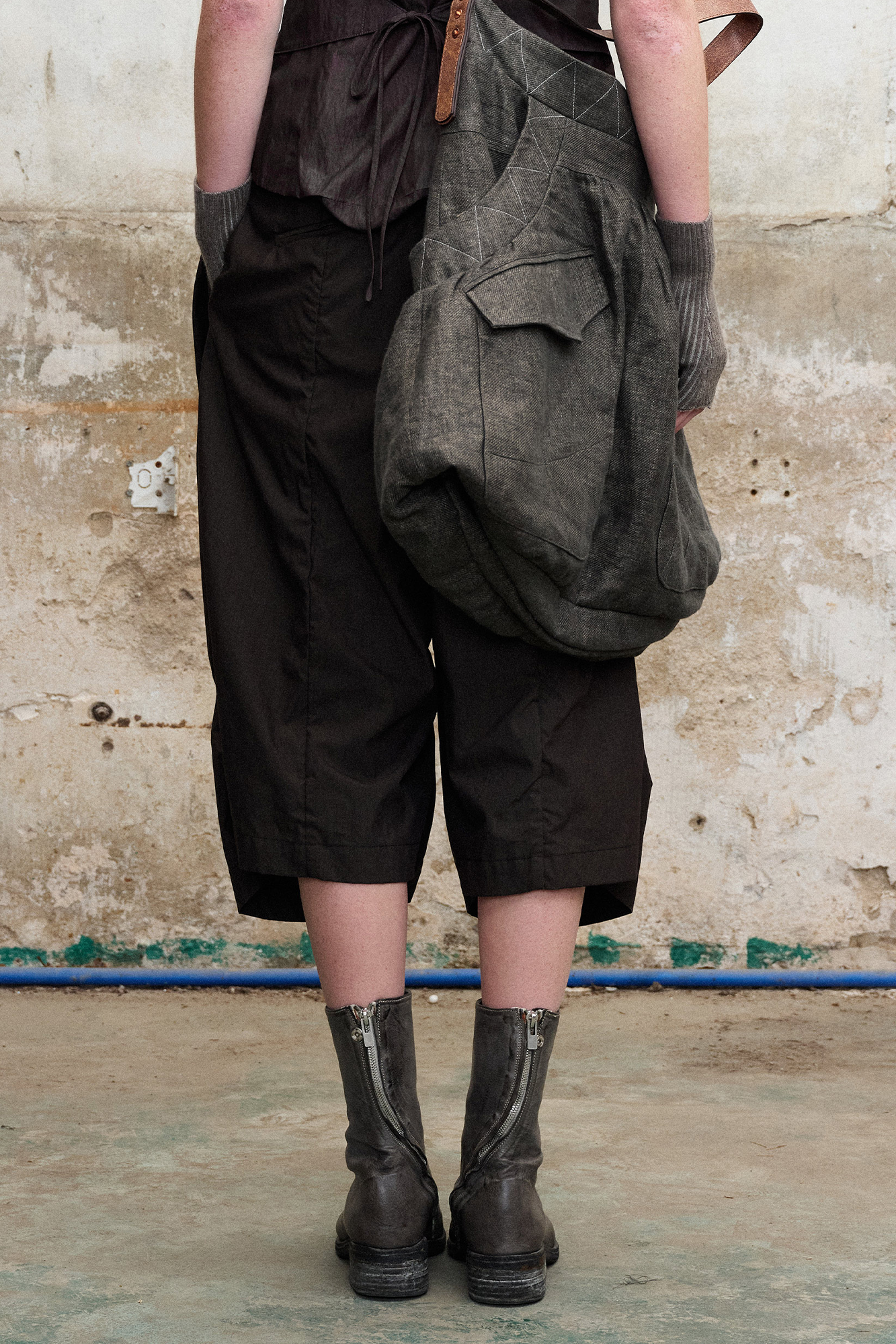ILNya Nieternite Nifutur Pleated Button-Fly Shorts-Shorts-S (0)-Free Shipping Leatheretro