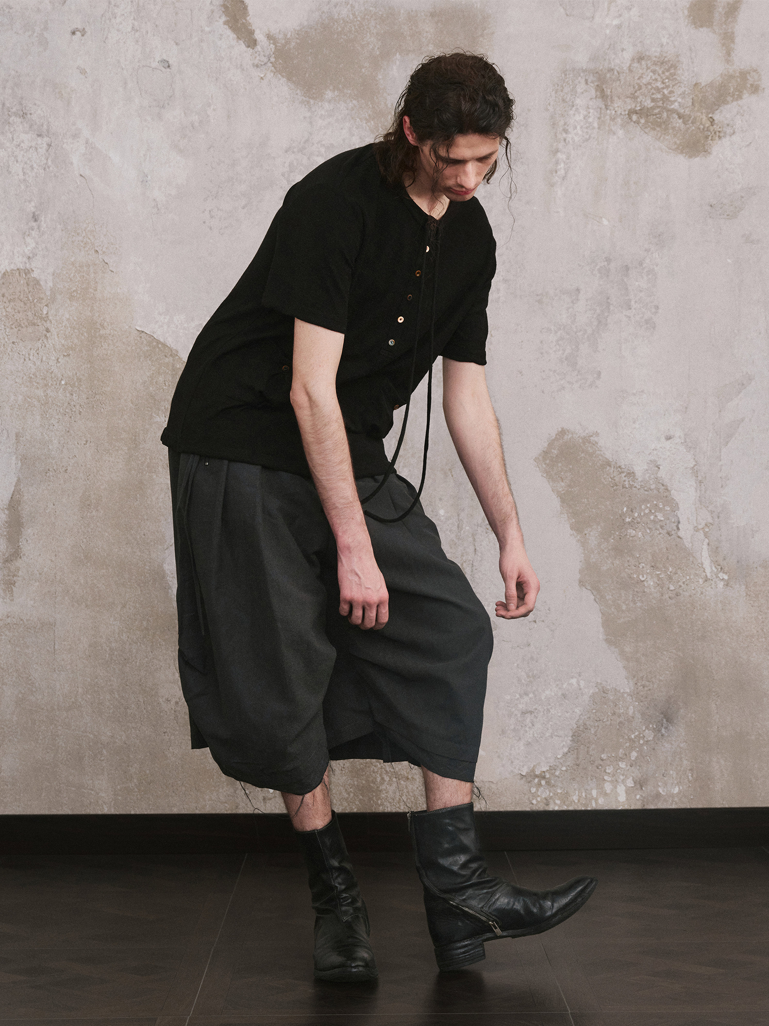 ILNya Nieternite Nifutur Pleated Raw Edge Curved Shorts-Shorts-S (0) / 28"-Free Shipping Leatheretro