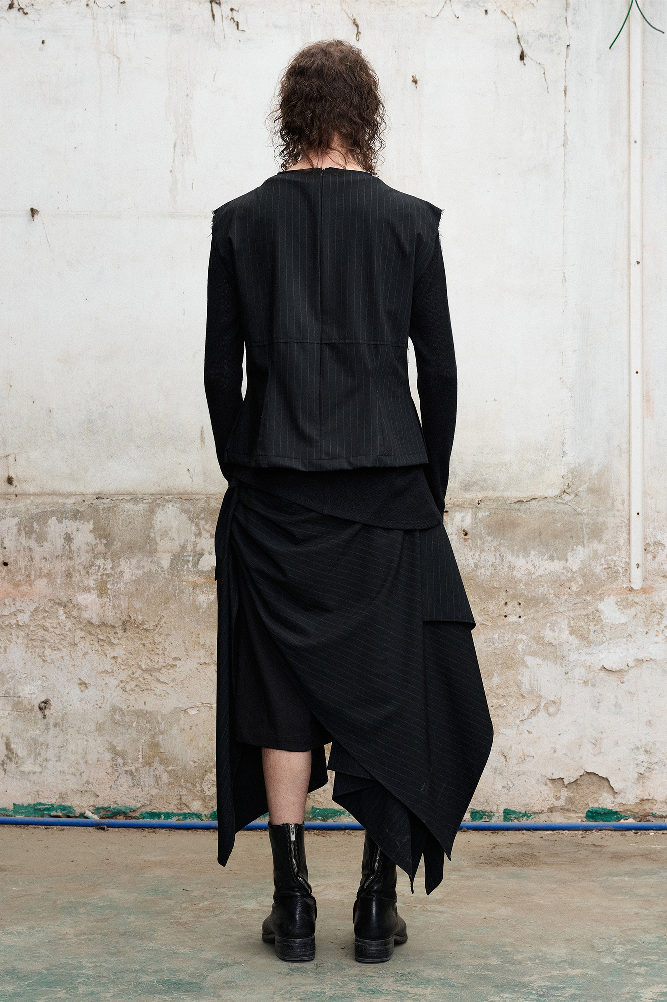 ILNya Nieternite Nifutur Asymmetric Draped Panel Pinstripe Skort Shorts-Shorts-S (0)-Free Shipping Leatheretro