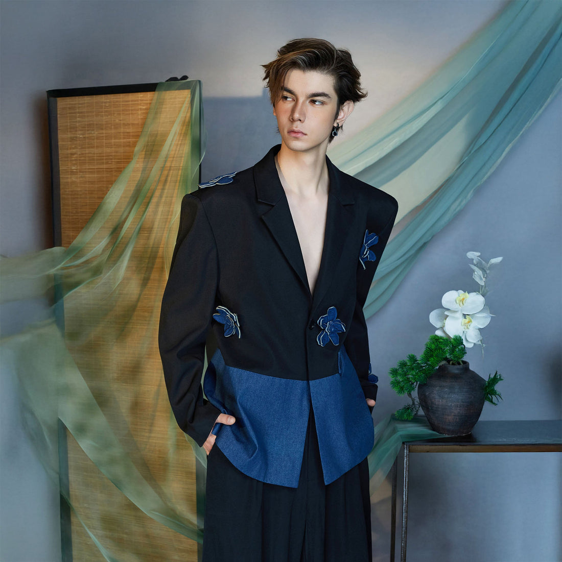 JIECHI Embellished Contrast Flower Blazer-Jacket-M (Preorder)-Free Shipping Leatheretro