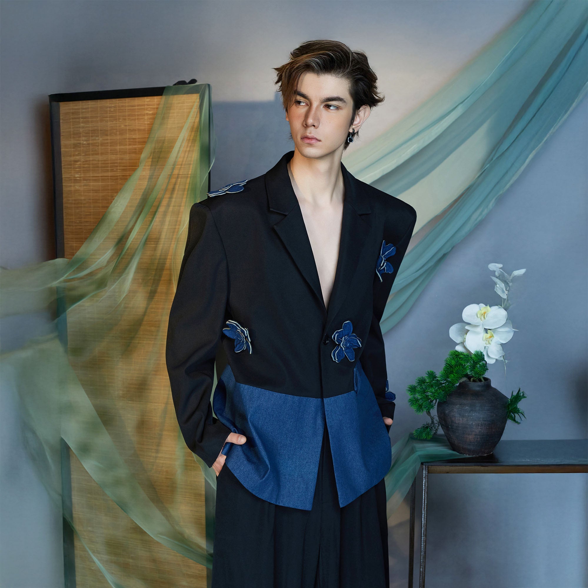 JIECHI Embellished Contrast Flower Blazer-Jacket-M (Preorder)-Free Shipping Leatheretro