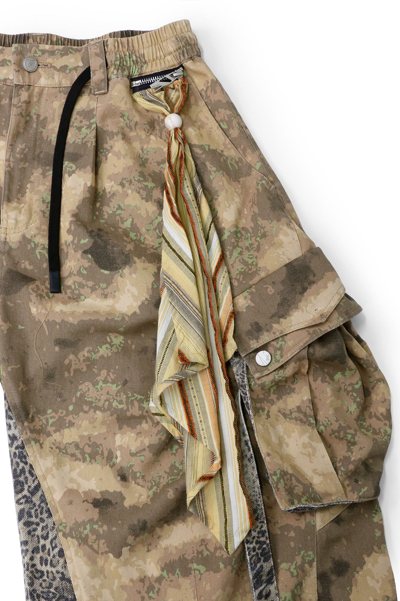 RELABEL Detachable Scarf Camo Leopard Panel Oversized Shorts-Shorts-XS-Free Shipping Leatheretro