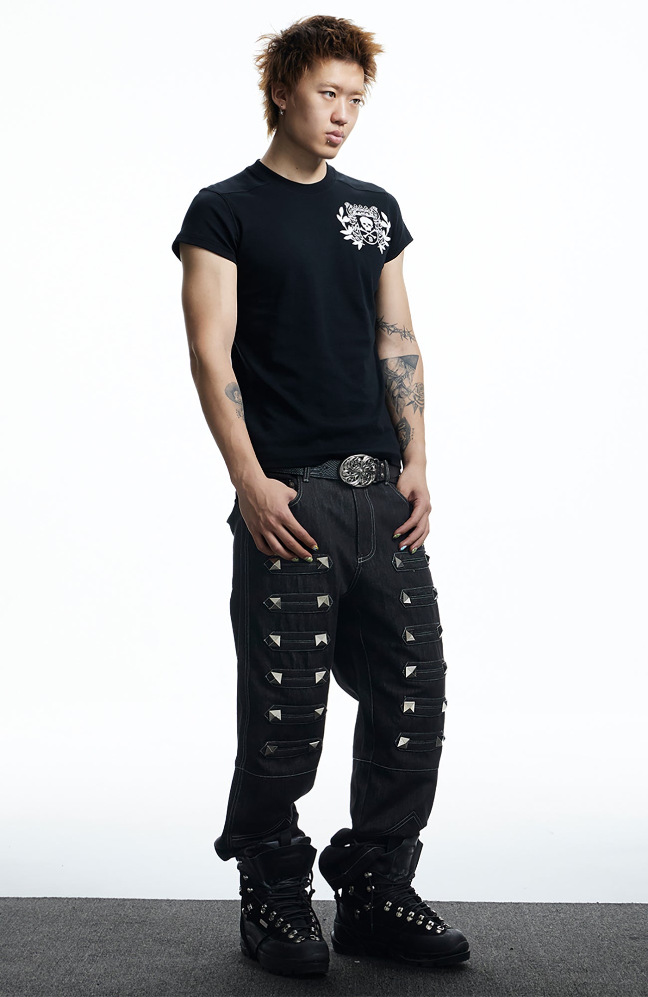 DND4DES Gothic Skull Crest T-Shirt-T Shirt-S (Preorder)-Black-Free Shipping Leatheretro