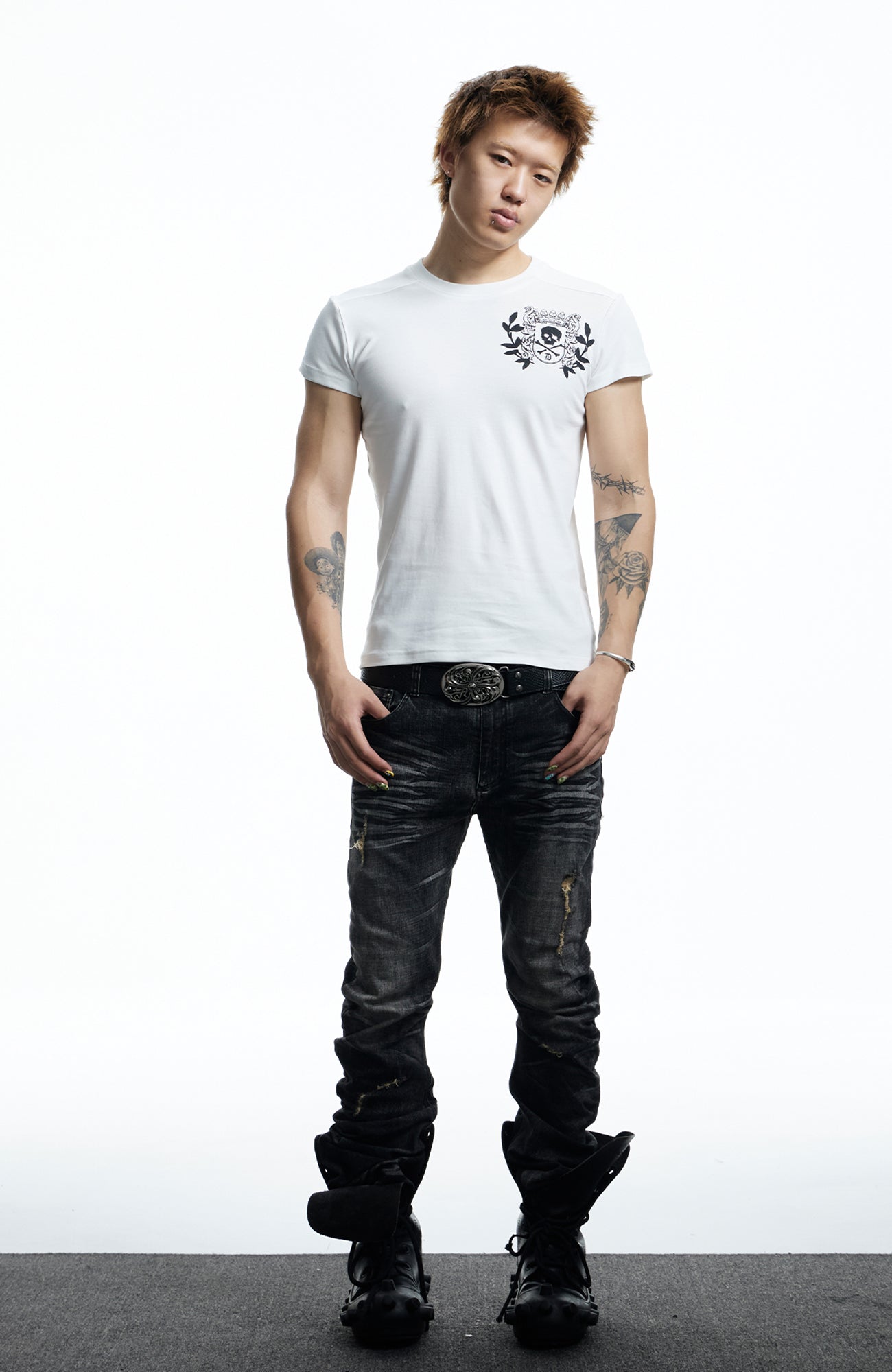 DND4DES Gothic Skull Crest T-Shirt-T Shirt-S (Preorder)-Black-Free Shipping Leatheretro