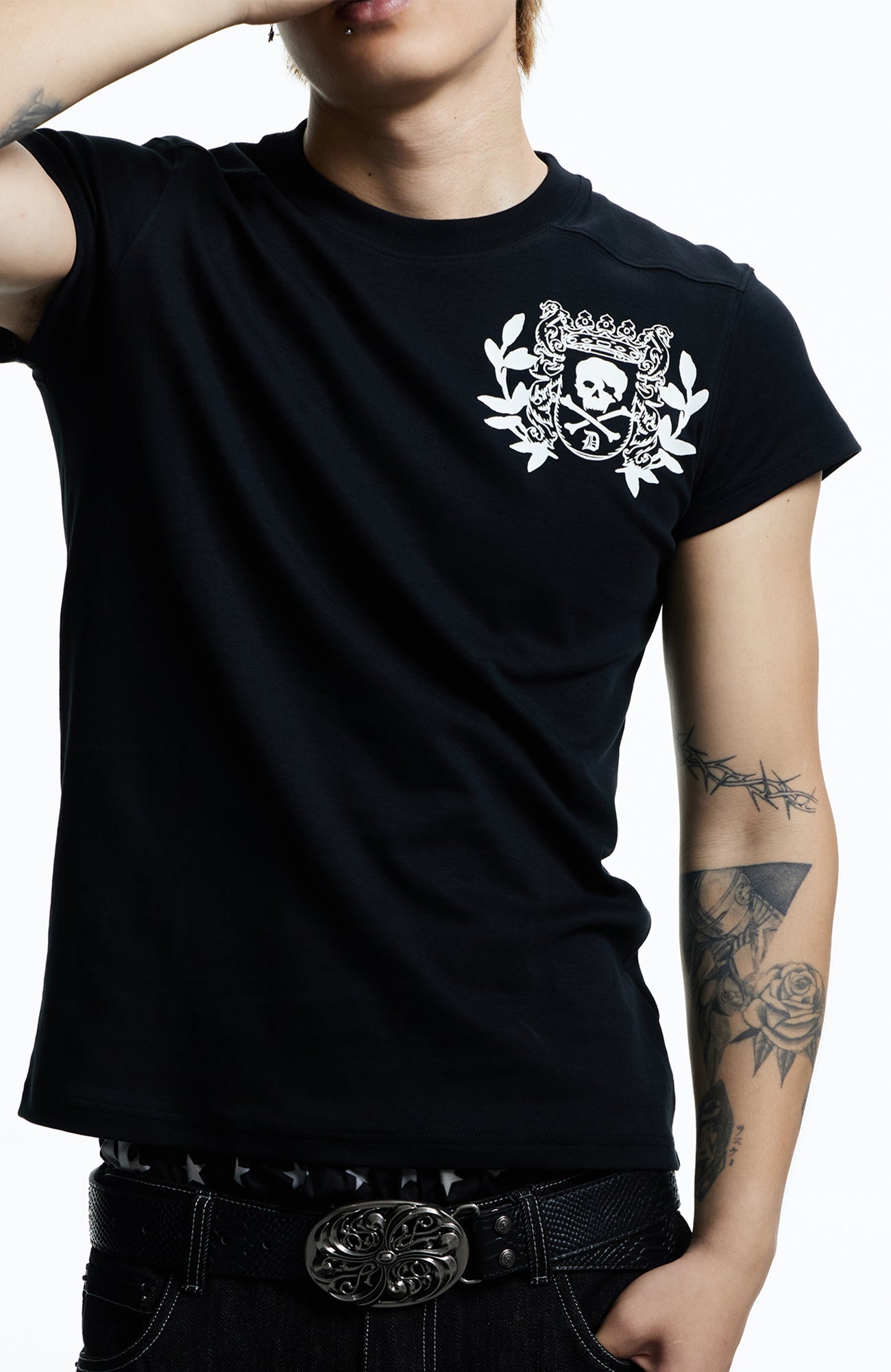 DND4DES Gothic Skull Crest T-Shirt-T Shirt-S (Preorder)-Black-Free Shipping Leatheretro