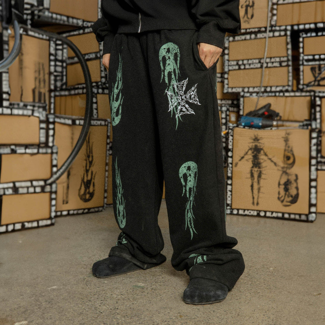 BLACK8MOB Flame Graphics Sweatpants-Pants-S-Free Shipping Leatheretro