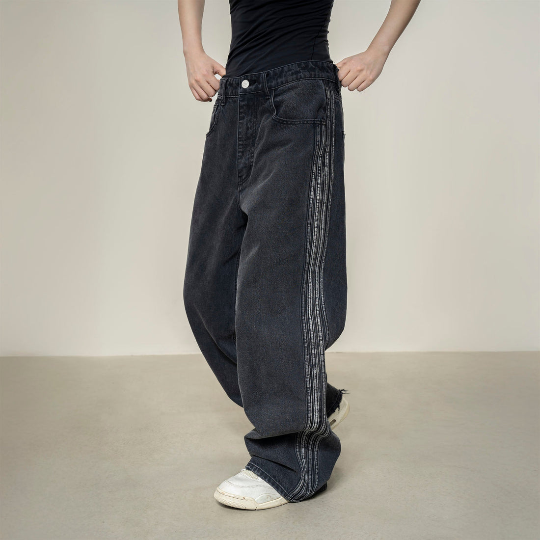 MAKEMORE Washed Side Striped Oversized Jeans-Jeans-S-Free Shipping Leatheretro