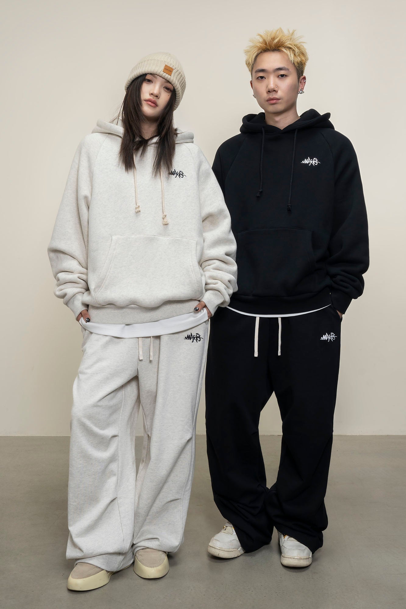 MAKEMORE Double Pleated Drawstring Sweatpants-Pants-S-Black-Free Shipping Leatheretro