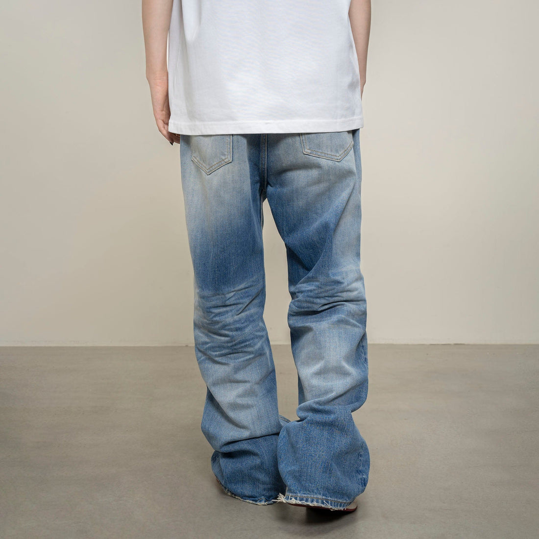 MAKEMORE Distress Faded Raw Hem Jeans-Jeans-S-Free Shipping Leatheretro